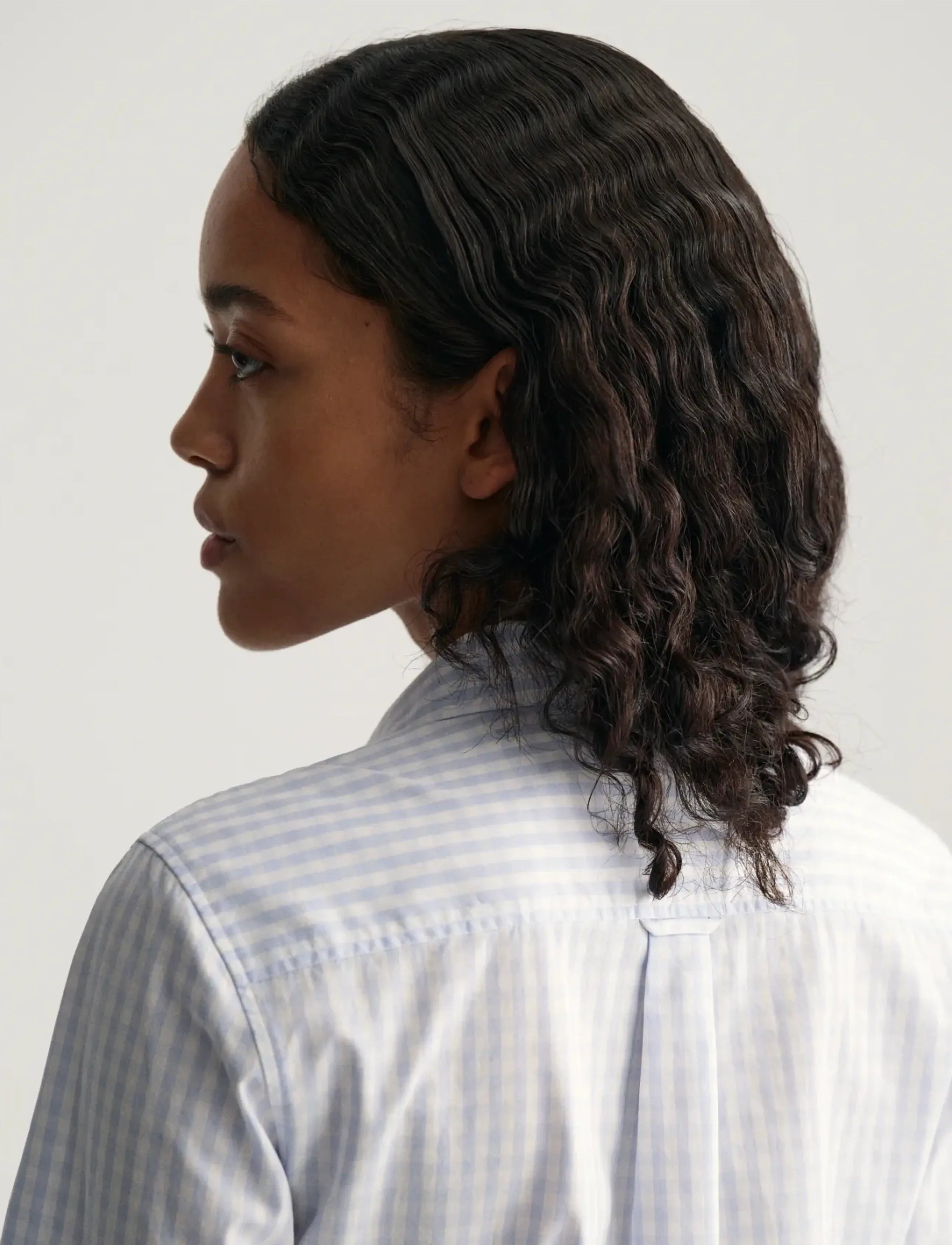 Gant - REG POPLIN GINGHAM SHIRT - langærmede skjorter - light blue - 4