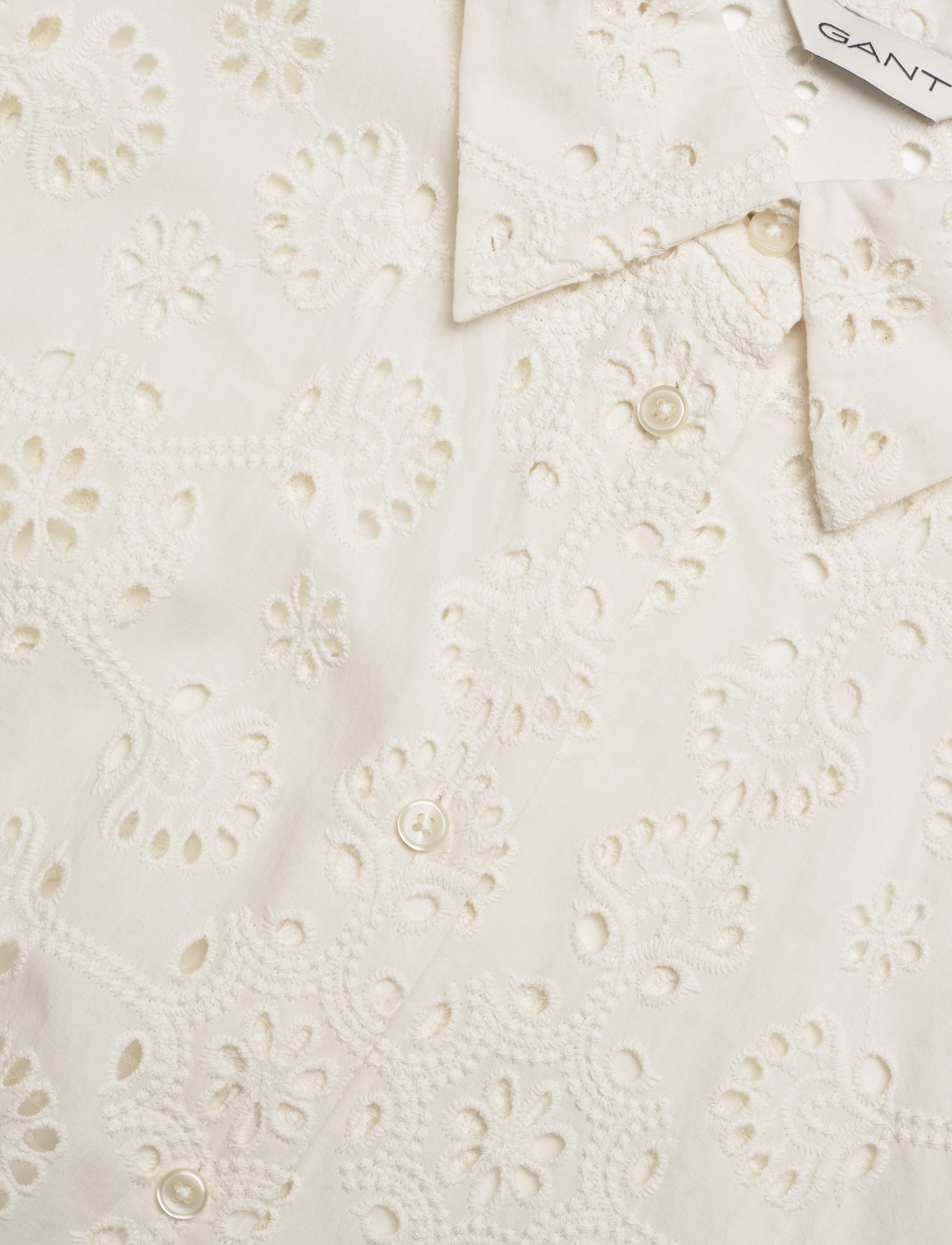 GANT - REG BRODERIE ANGLAISE SS SHIRT - eggshell - 2