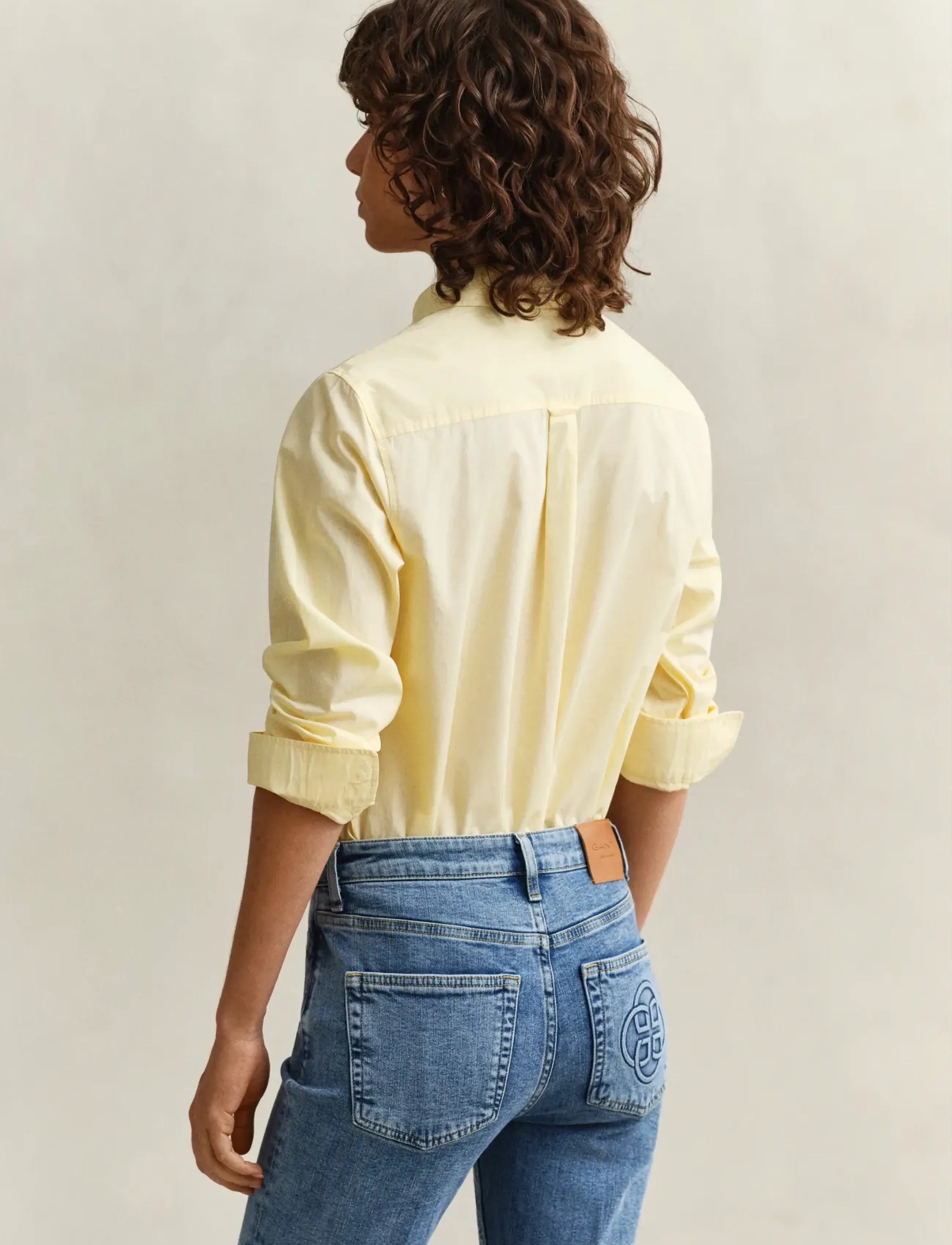 Gant - REG CLASSIC POPLIN SHIRT - langärmlige hemden - vanilla yellow - 2