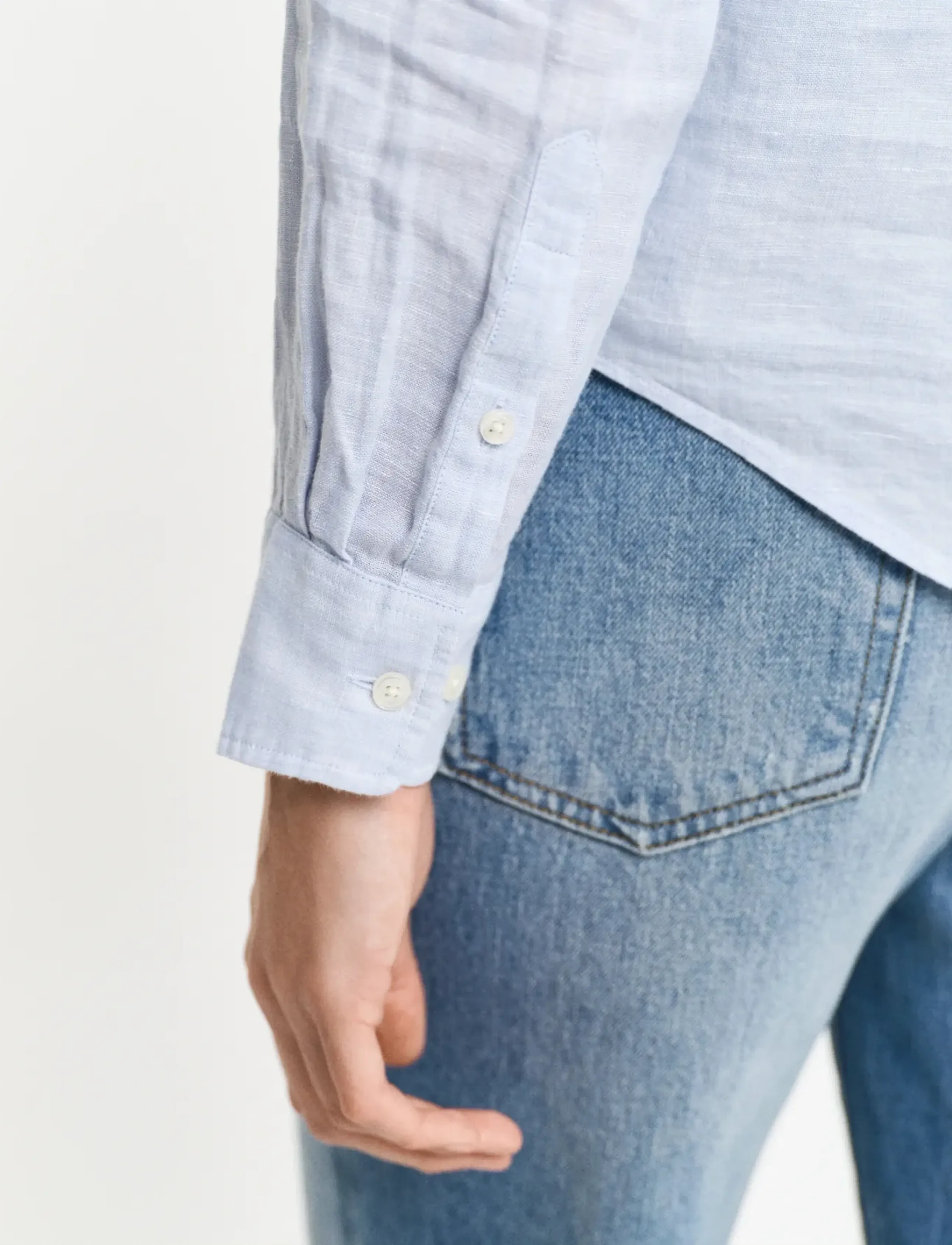 Gant - REG LINEN SHIRT - hørskjorter - light blue - 4