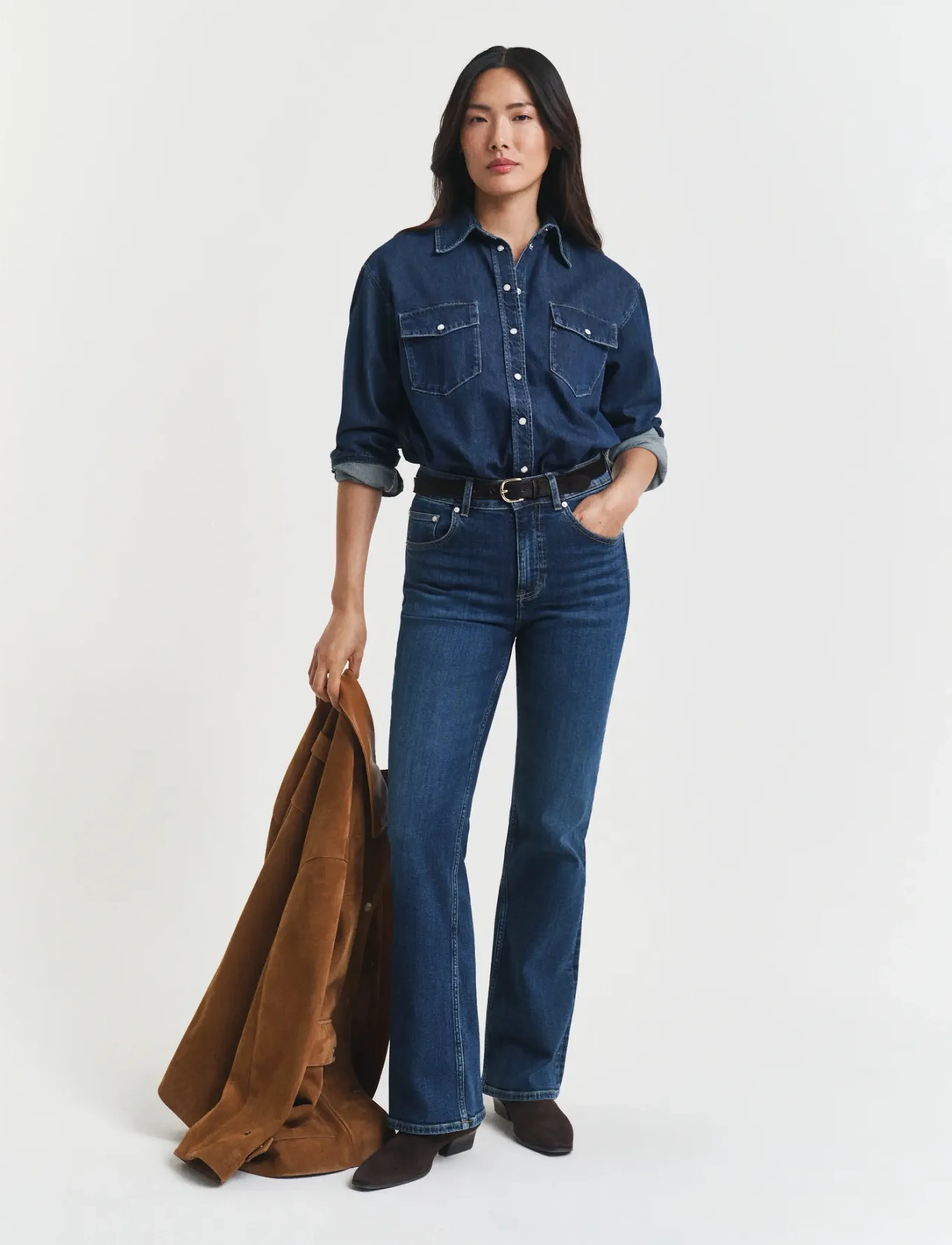 Gant - REL POCKET DENIM SHIRT - denimskjorter - dark blue worn in - 4
