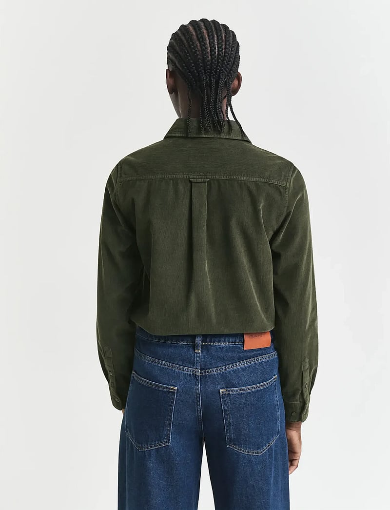 GANT - REG CORD SHIRT - långärmade skjortor - dark moss green - 2