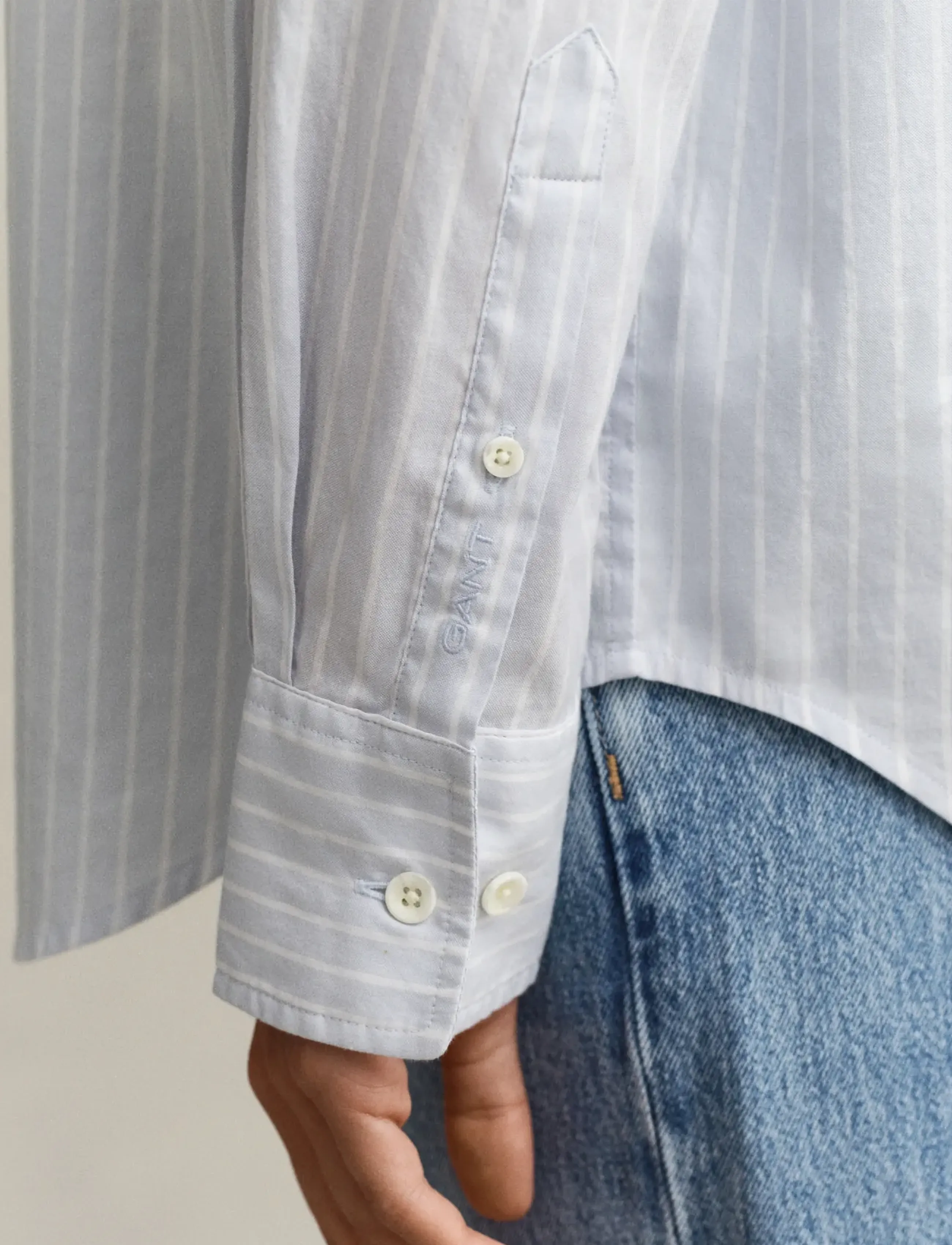 Gant - REL LUXURY OXFORD STRIPE BD SHIRT - langärmlige hemden - light blue - 4