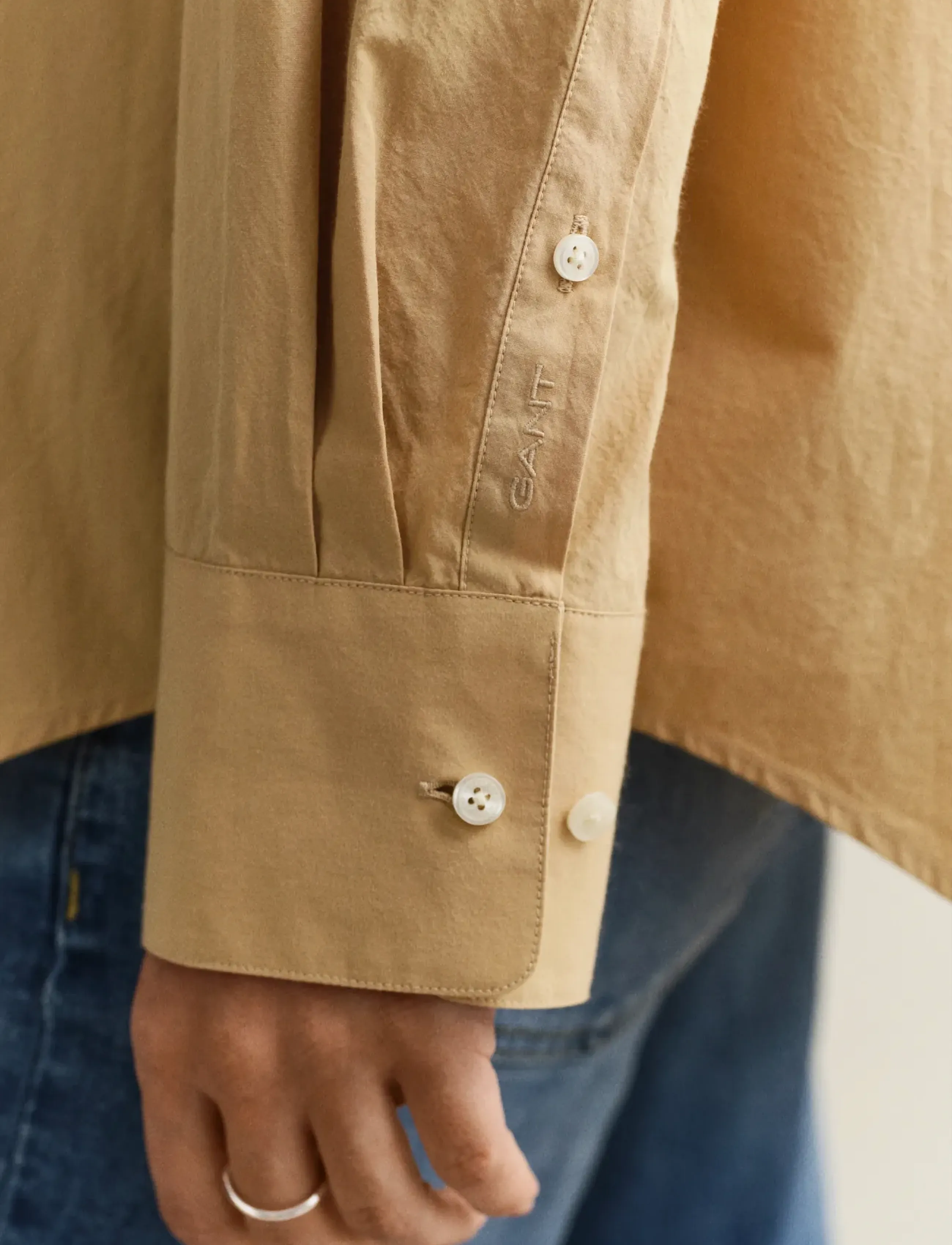 Gant - REL POPLIN LS SHIRT - langærmede skjorter - warm beige - 3