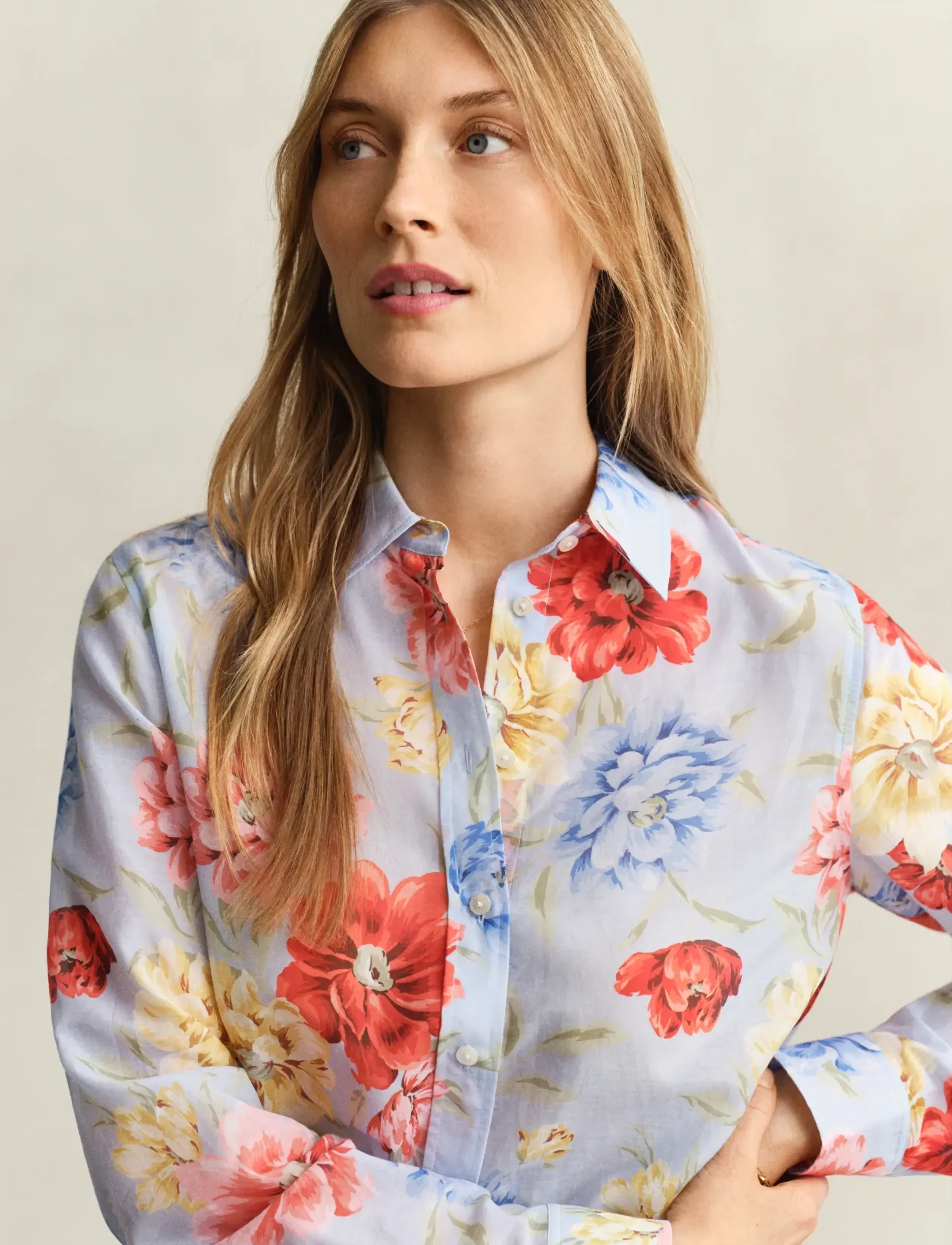 Gant - REG FLORAL PRINT CTN SILK LS SHIRT - langærmede skjorter - light blue - 3