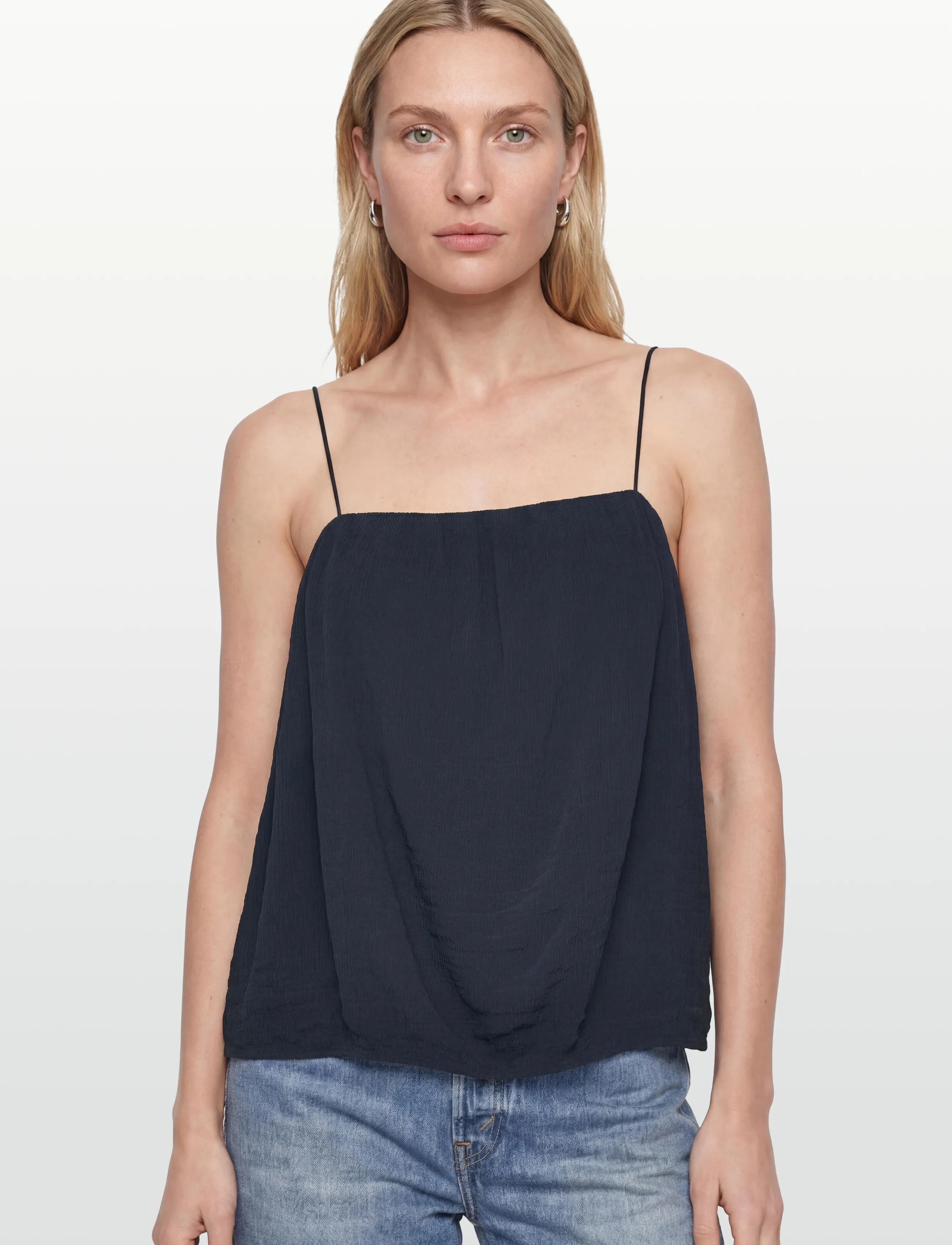 Gant Crinkled Strap Top linnen dam – bild 2