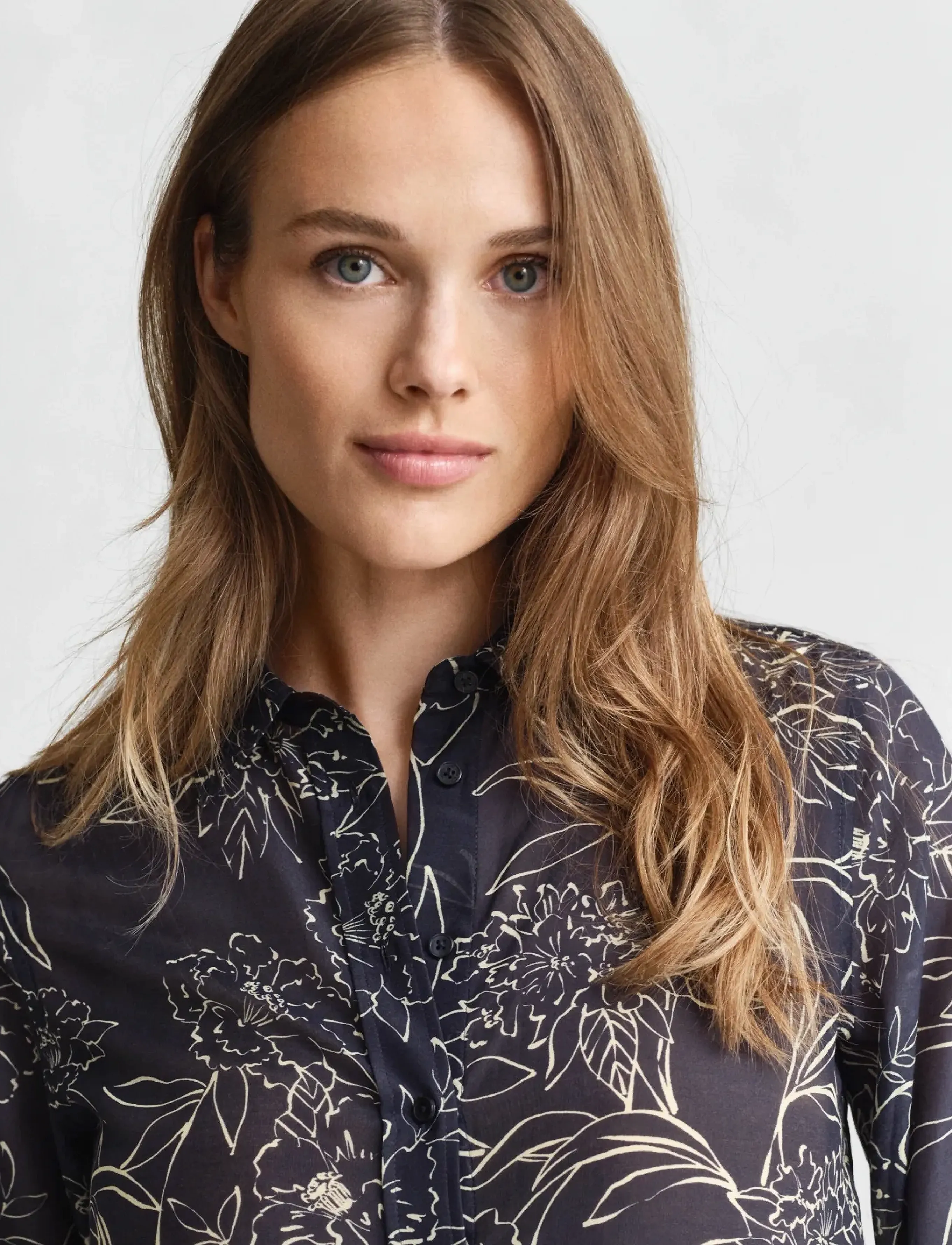 Gant - REG FLORAL PRINT CTN SILK LS SHIRT - chemises à manches longues - evening blue - 3