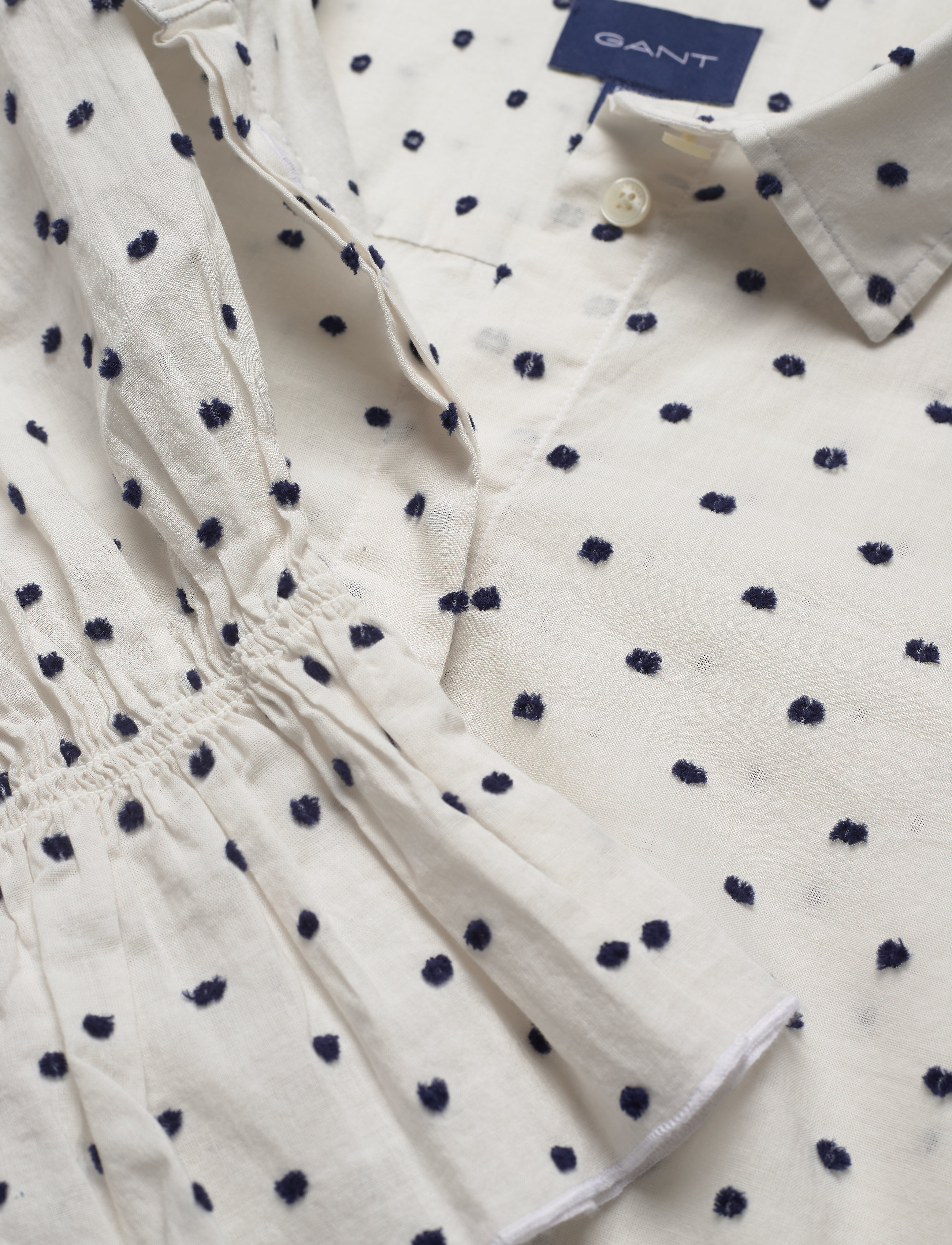 GANT - D1. SMOCK DOT DOBBY SHIRT - eggshell - 2