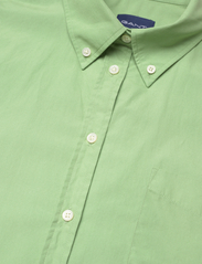 GANT - RELAXED BD LUXURY POPLIN - langærmede skjorter - eucalyptus green - 2