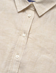 GANT - REG LINEN CHAMBRAY SHIRT - lininiai marškiniai - desert beige - 2