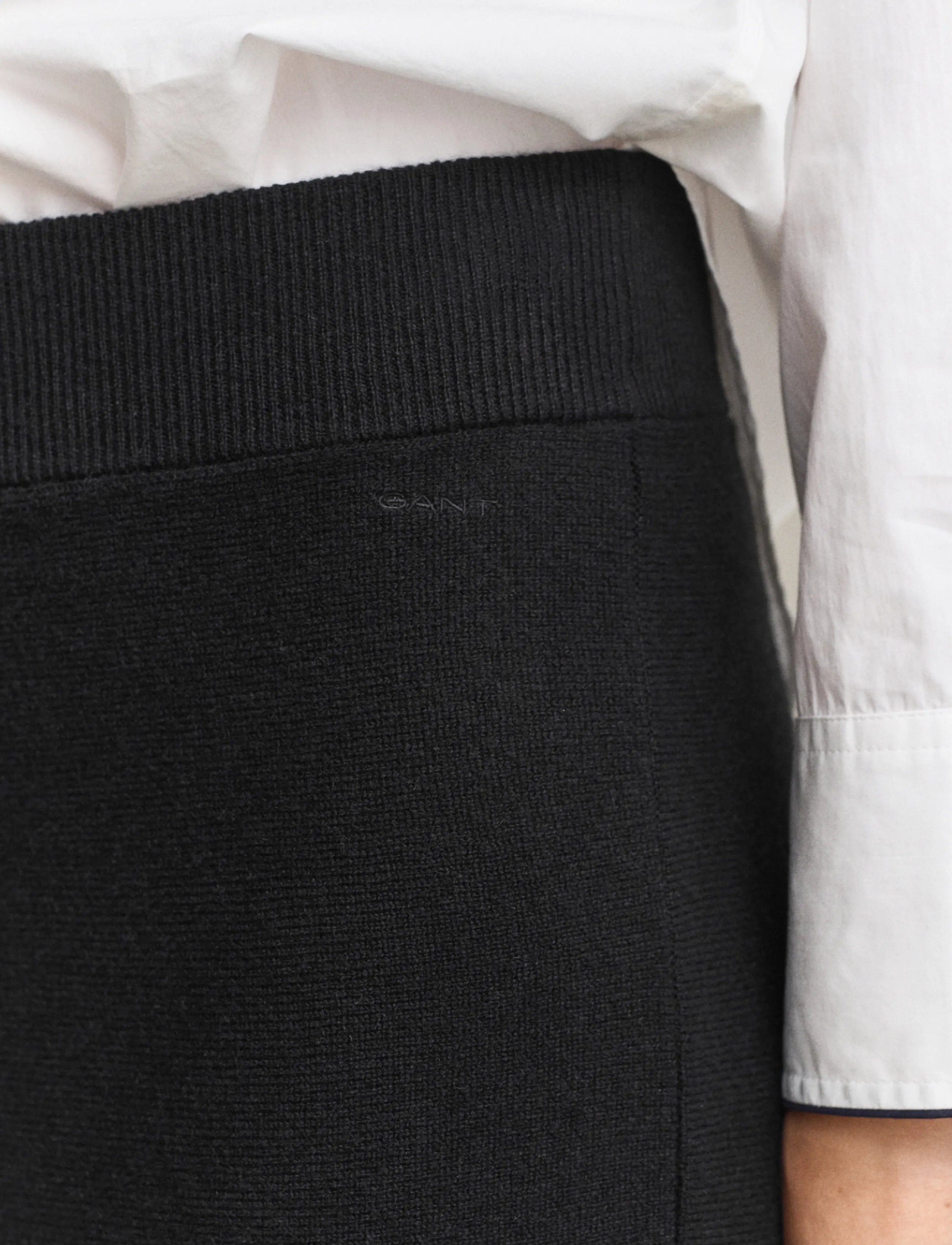 Gant - SUPERFINE LAMBSWOOL SKIRT - midi skirts - black - 1