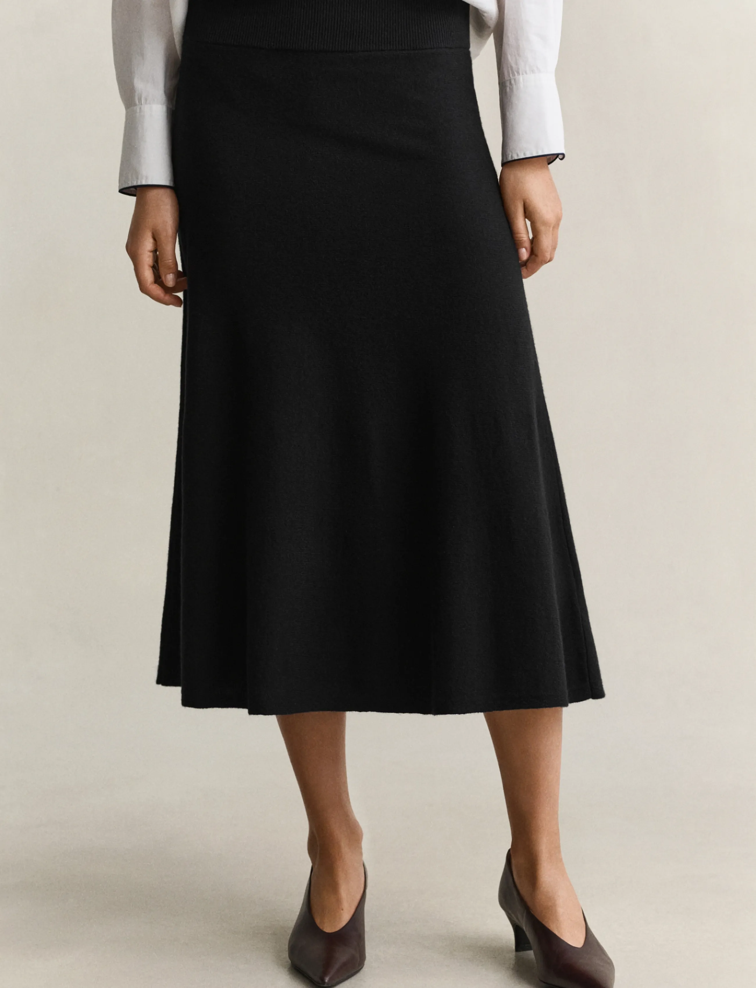 Gant - SUPERFINE LAMBSWOOL SKIRT - midi skirts - black - 2