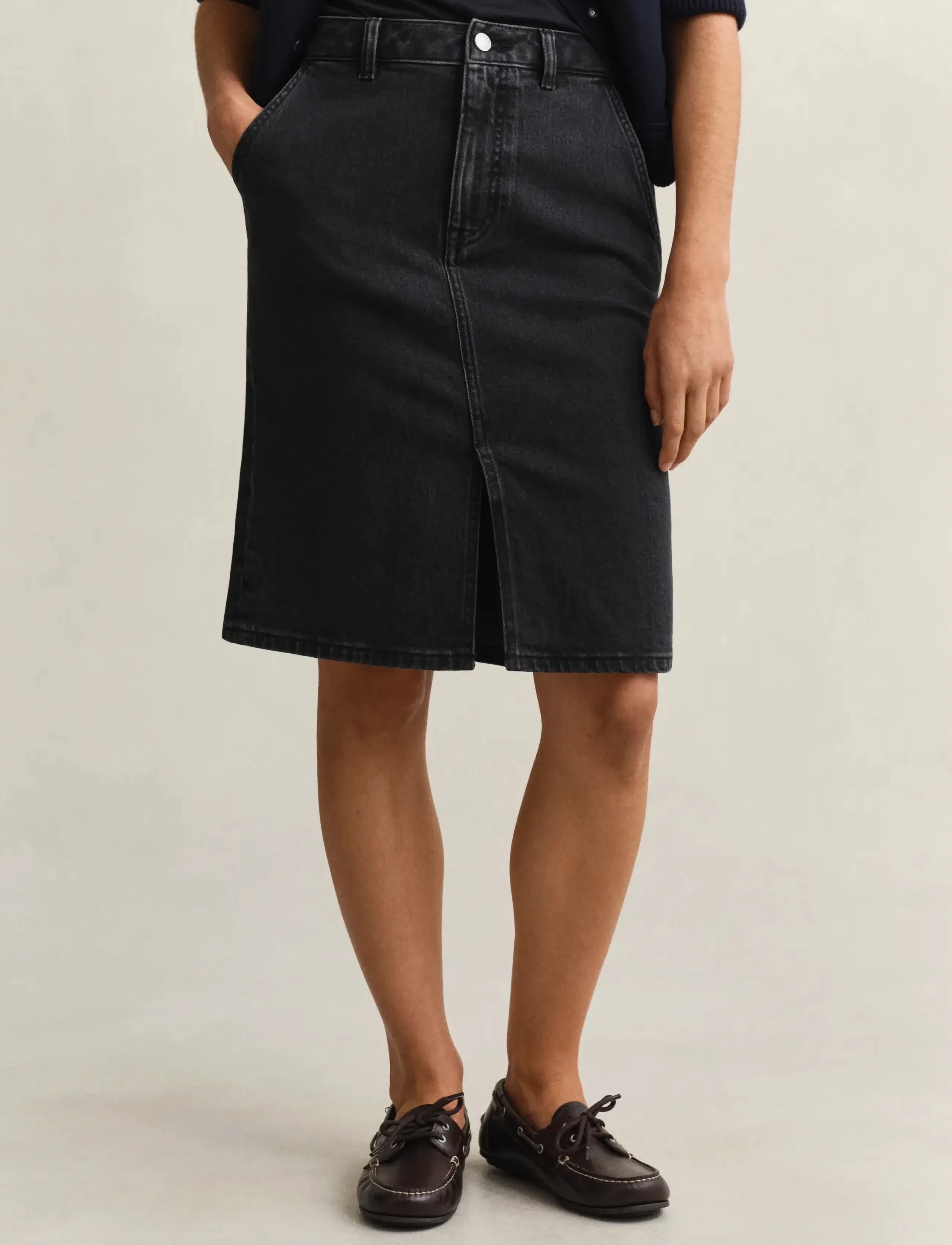 Gant - DENIM PENCIL SKIRT - denimnederdele - black worn in - 3