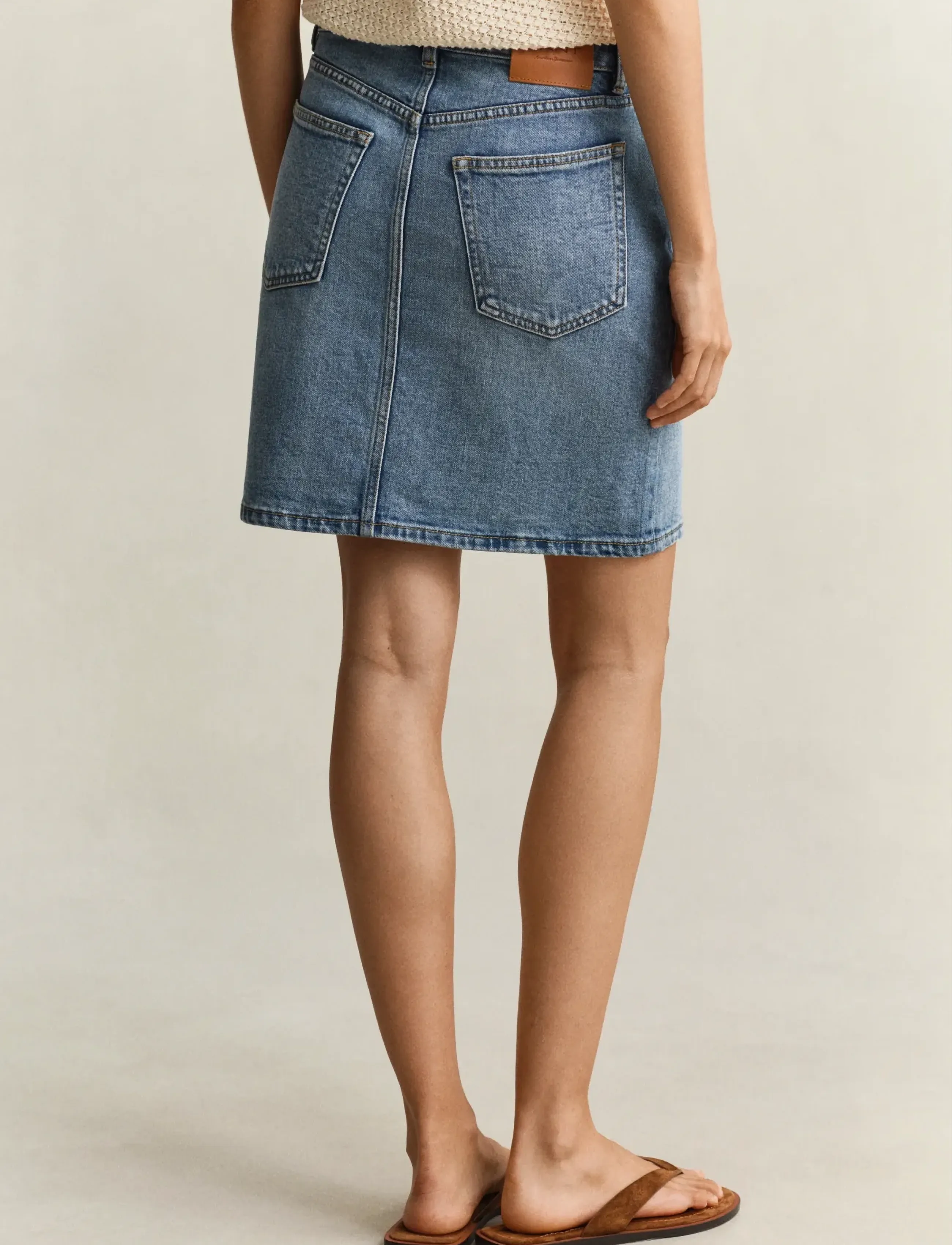 Gant - DENIM SHORT SKIRT - jupes en jeans - semi light blue broken in - 2