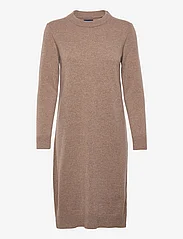 GANT - SUPERFINE LAMBSWOOL DRESS - knitted dresses - mole brown - 0