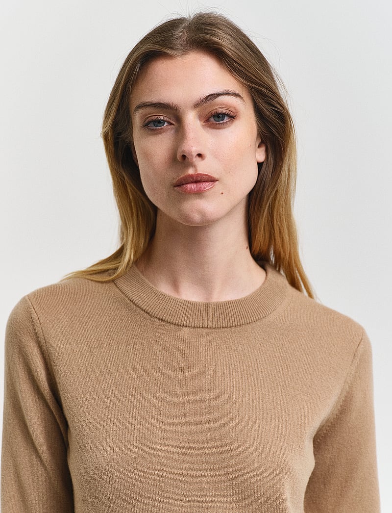 GANT - SUPERFINE LAMBSWOOL DRESS - stickade klänningar - caramel beige - 4