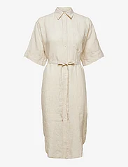 GANT - D2. LINEN CHAMBRAY SHIRT DRESS - summer dresses - desert beige - 0