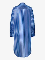 GANT - OS STRIPED SHIRT DRESS - paitamekot - lapis blue - 1