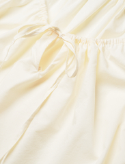 GANT - RELAXED GATHERED DRESS - midi kjoler - cream - 2