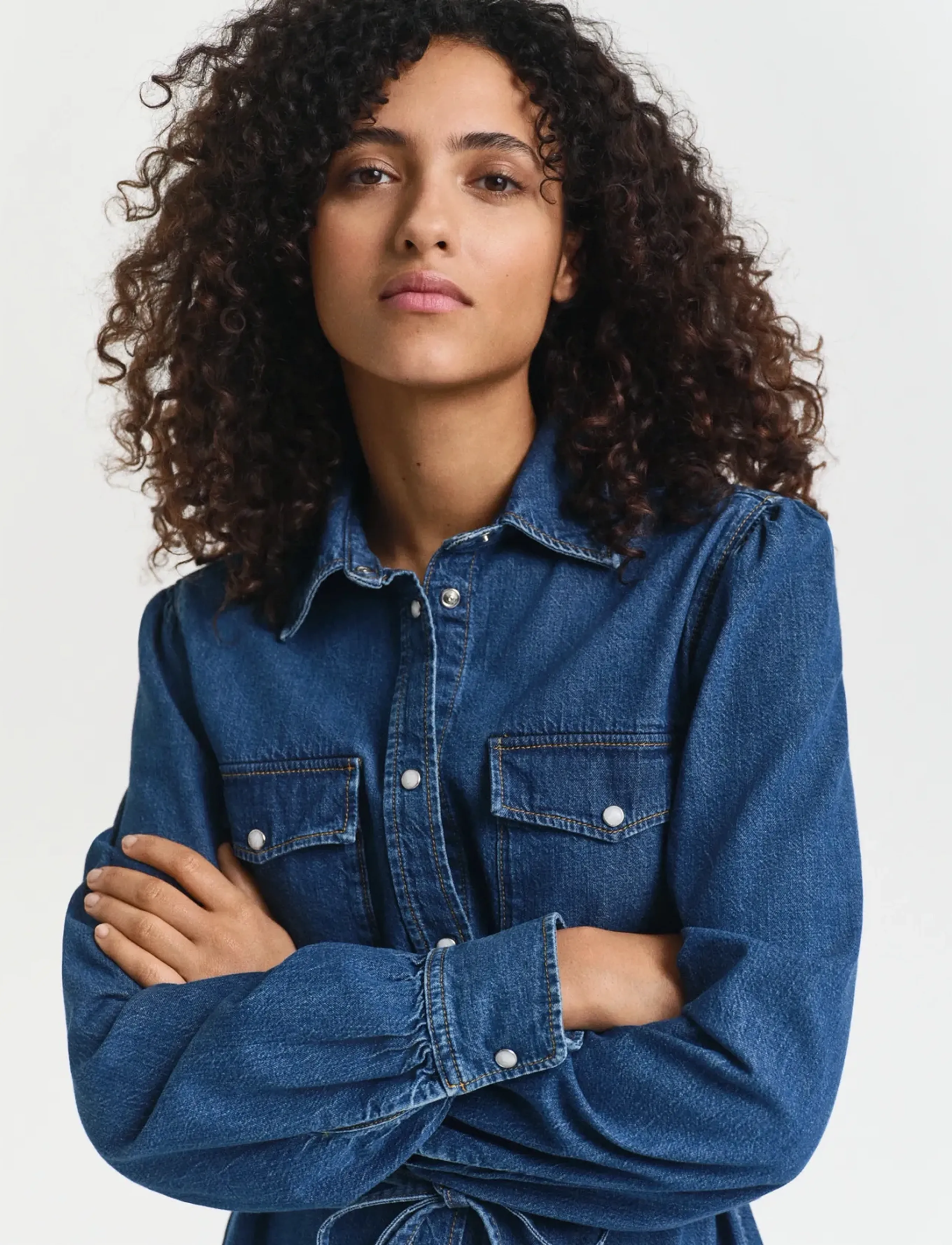 Gant - PUFF SLEEVE DENIM DRESS - jeansklänningar - indigo - 2