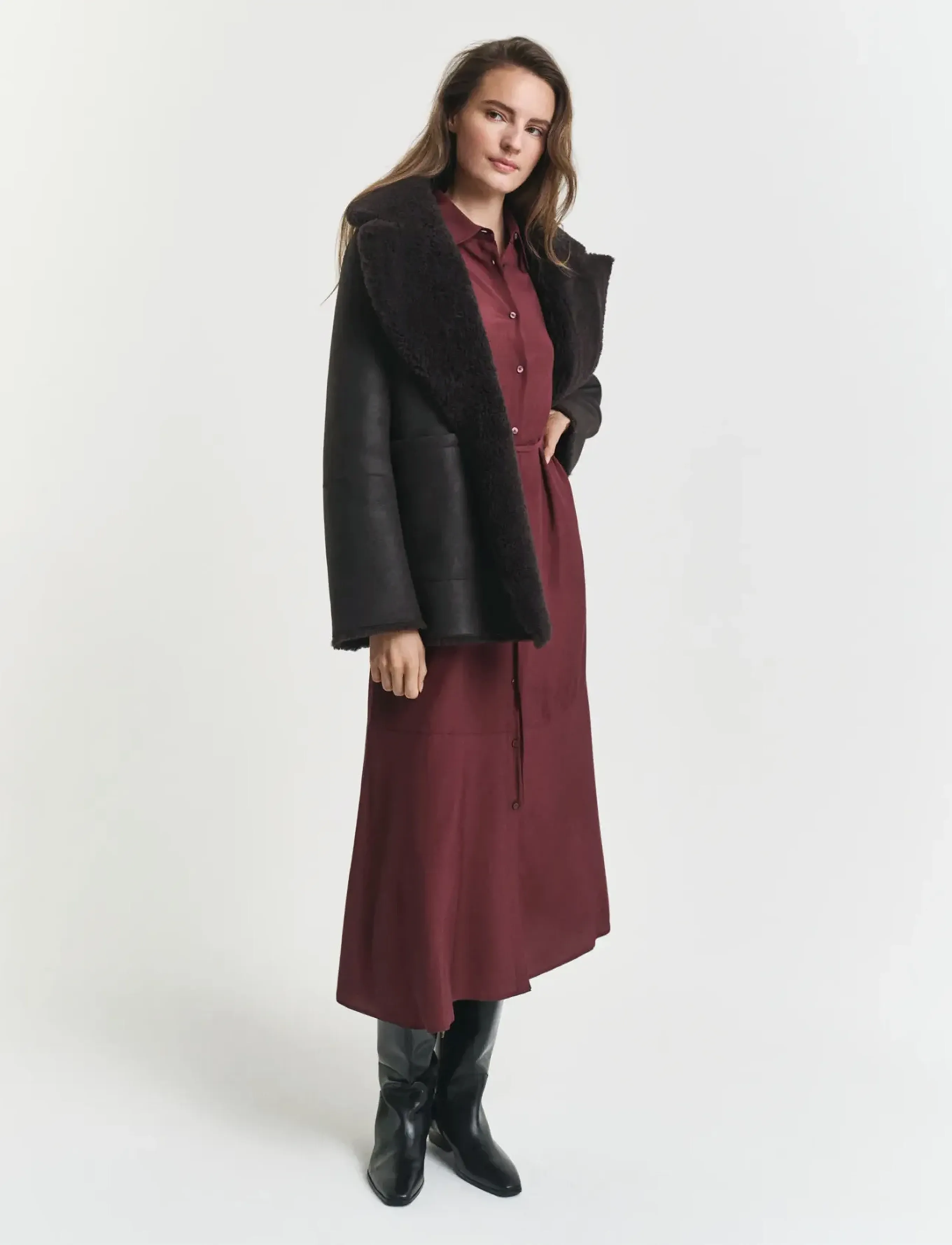 Gant - MIDI VISCOSE SHIRT DRESS - midi kjoler - plum wine - 4