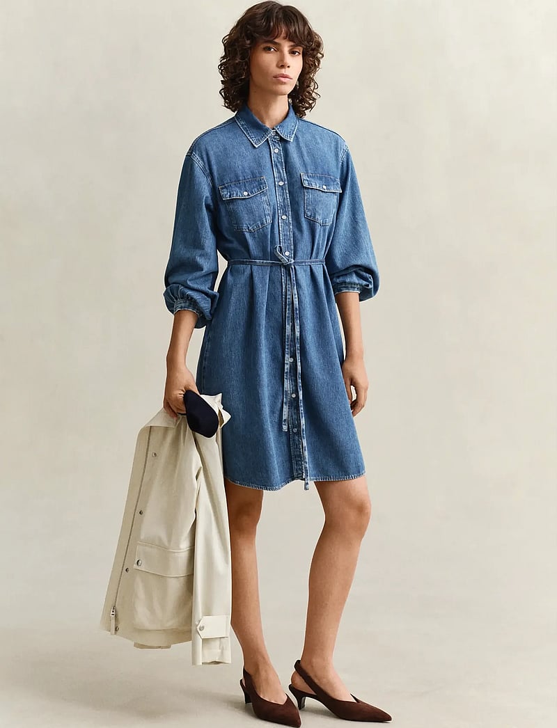 GANT - DENIM VOLUME SLEEVE SHIRT DRESS - hemdkleider - mid blue archive - 4