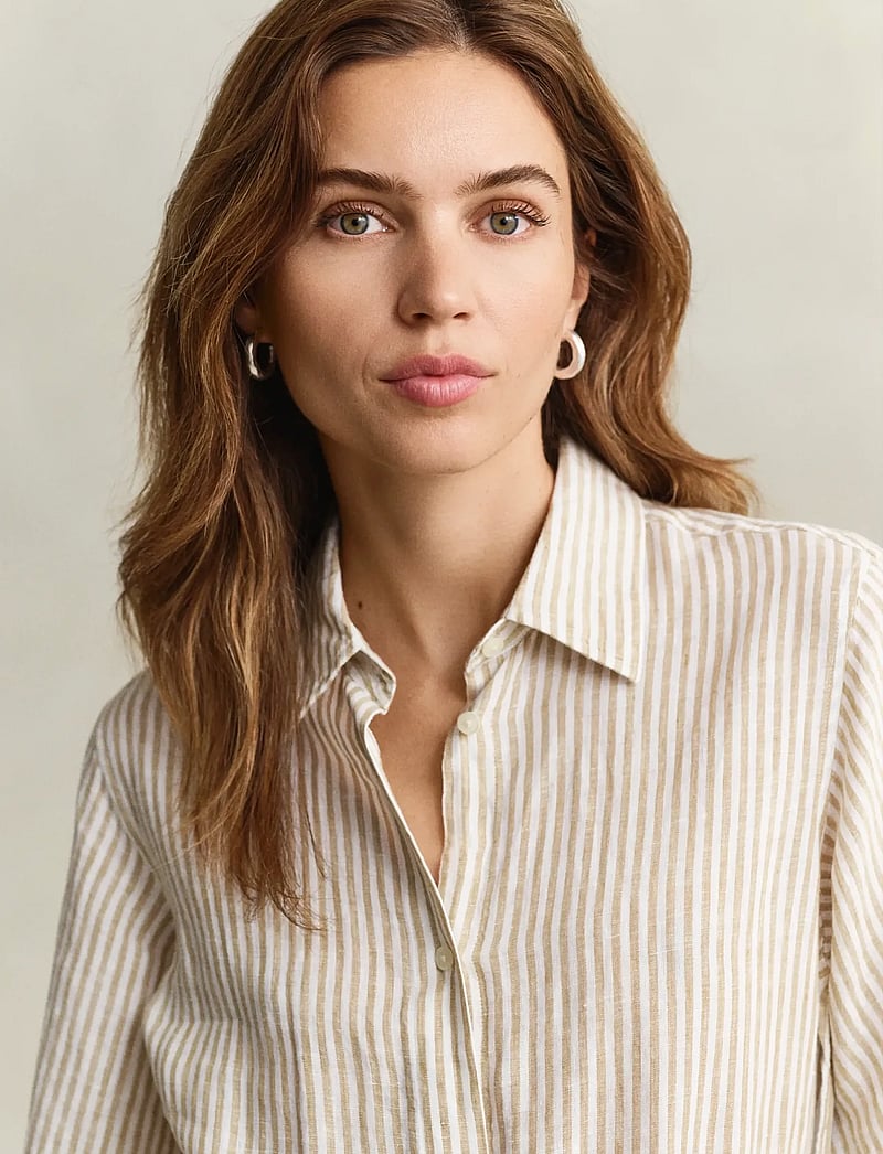 GANT - STRIPED LINEN SS SHIRT DRESS - sommarklänningar - oat beige - 3