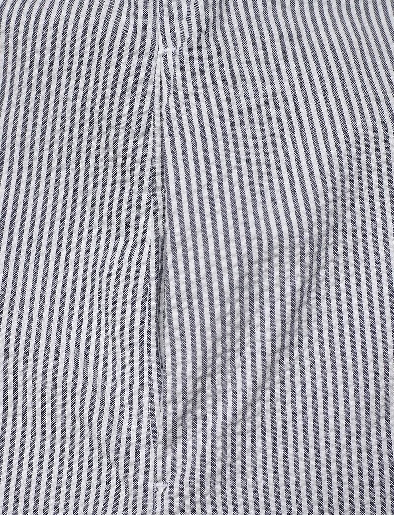 GANT - SEERSUCKER PUFF SLEEVE DRESS - skjortekjoler - evening blue - 4