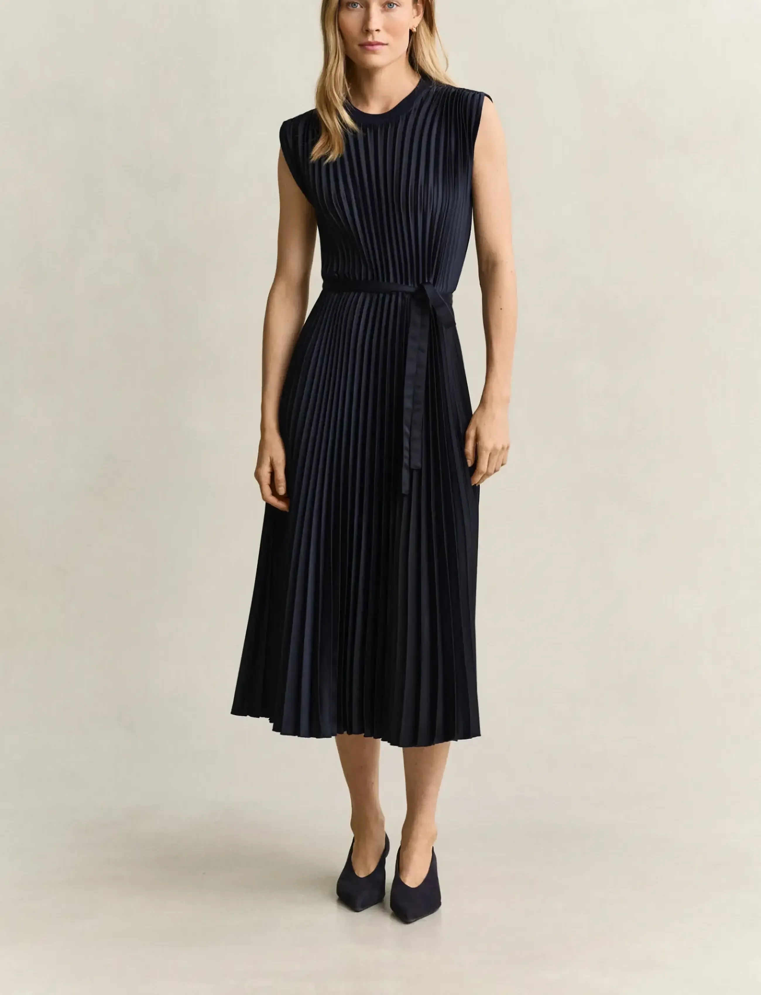 Gant BELTED PLEATED DRESS - Midikleidid - EVENING BLUE / navy