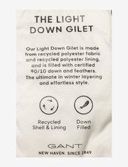 GANT - LIGHT DOWN GILET - polsterētas vestes - cream - 2