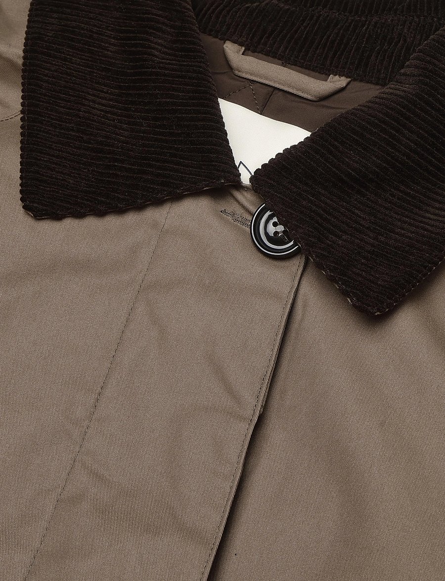 Gant - WAXED CAR COAT - vihmamantlid - faded taupe - 2