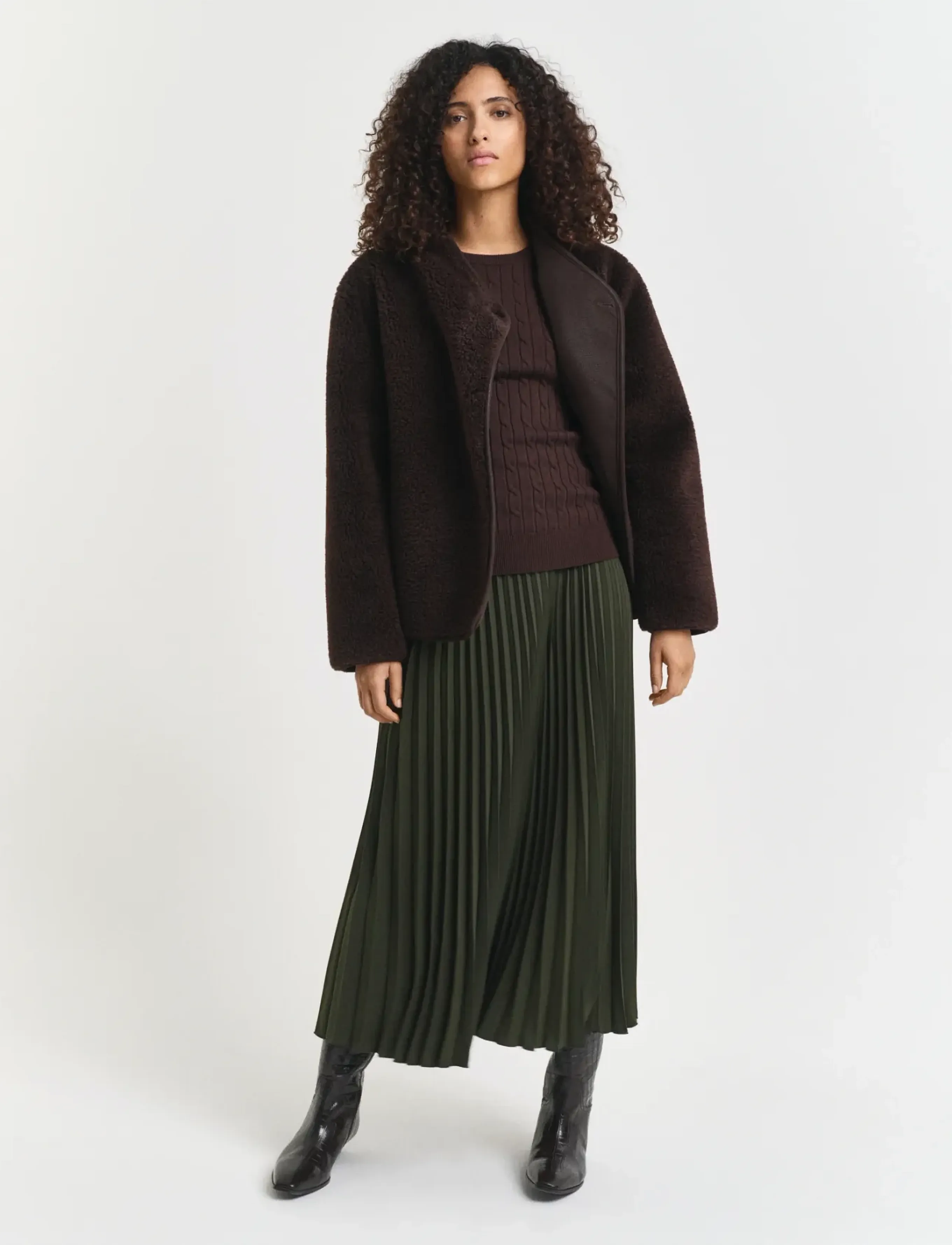 Gant - Classic Cable Knit Sweater - pullover - deep brown - 4