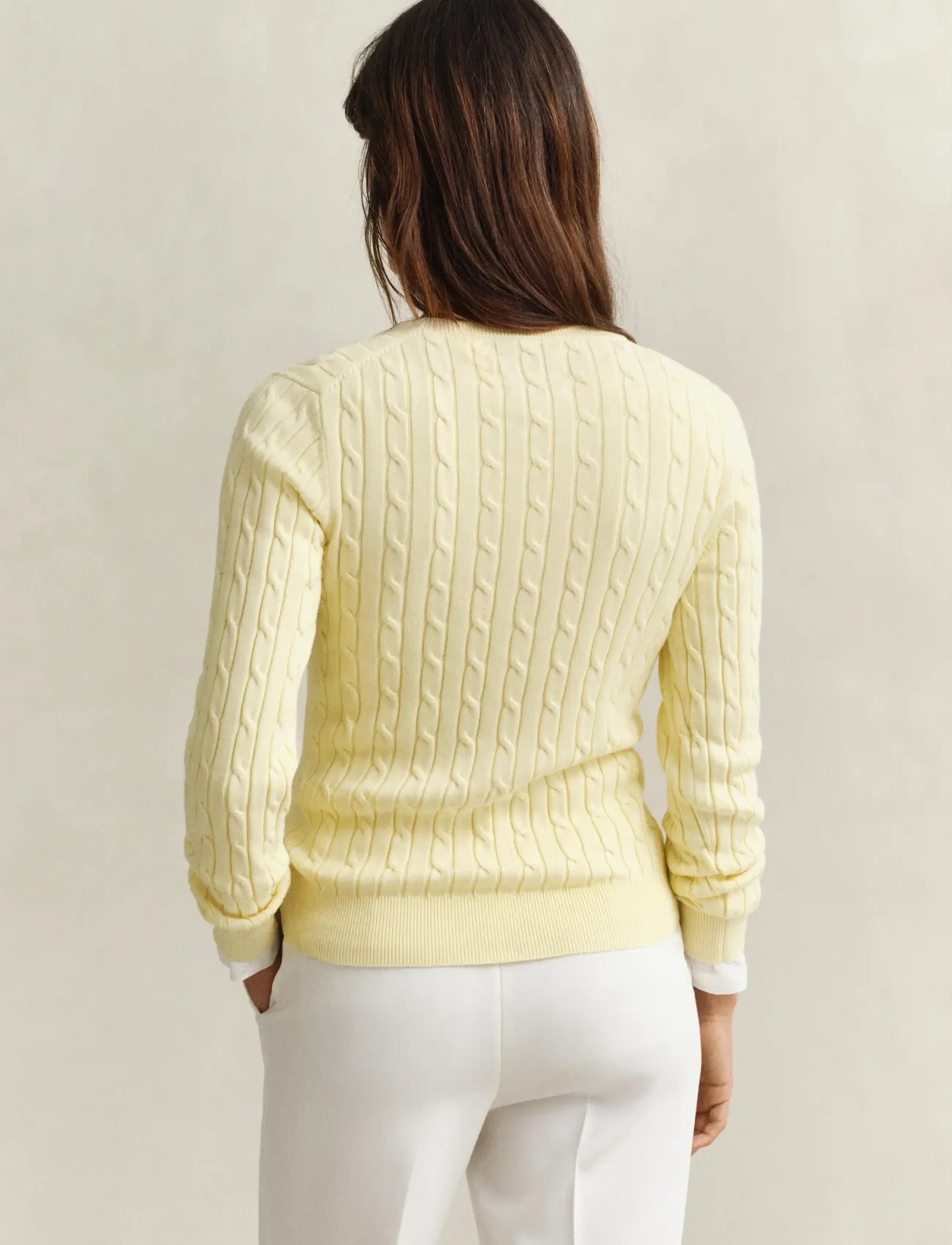 Gant - Classic Cable Knit Sweater - jumpers - vanilla yellow - 2