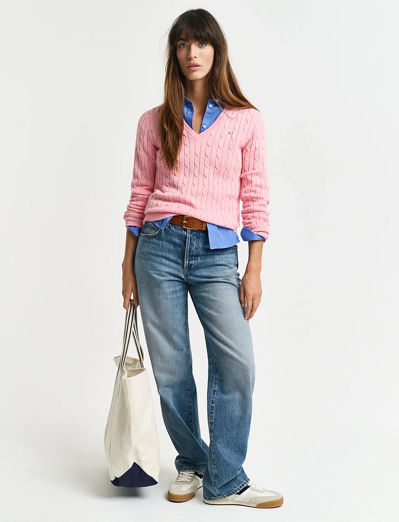 GANT - STRETCH COTTON CABLE V-NECK - stickade tröjor - geranium pink - 5