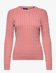 GANT - STRETCH COTTON CABLE C-NECK - džemperi - terracotta pink - 0