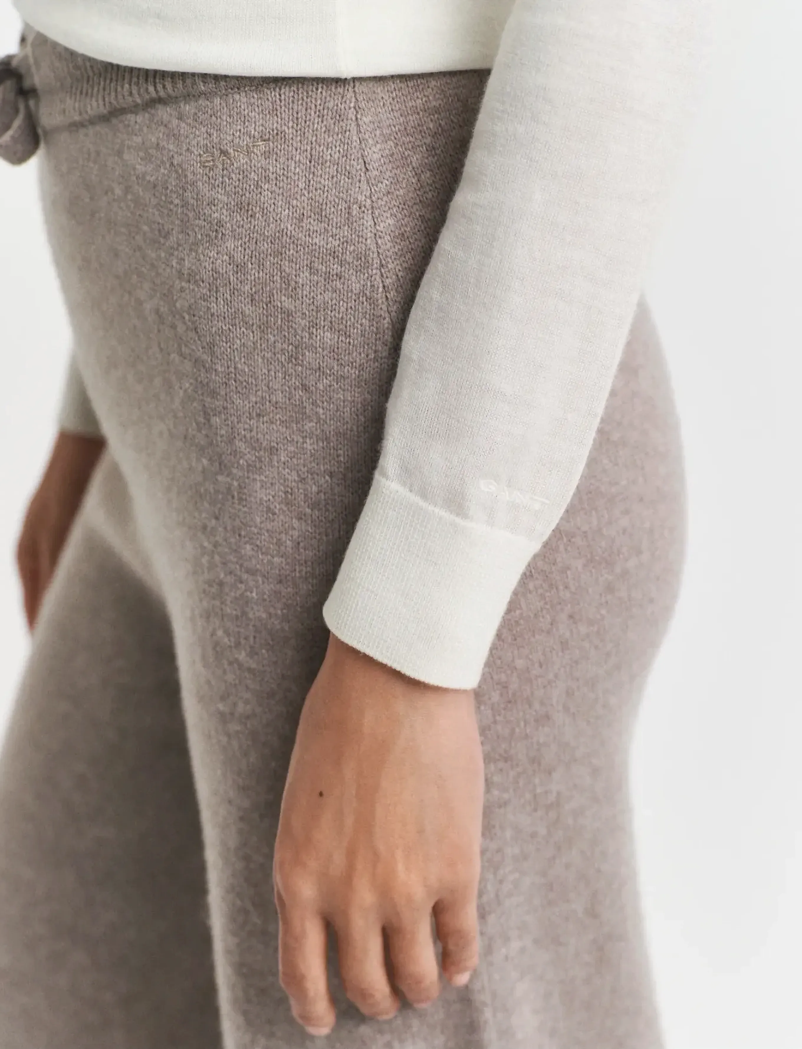Gant - EXTRAFINE MERINO WOOL C-NECK - striktrøjer - cream - 4