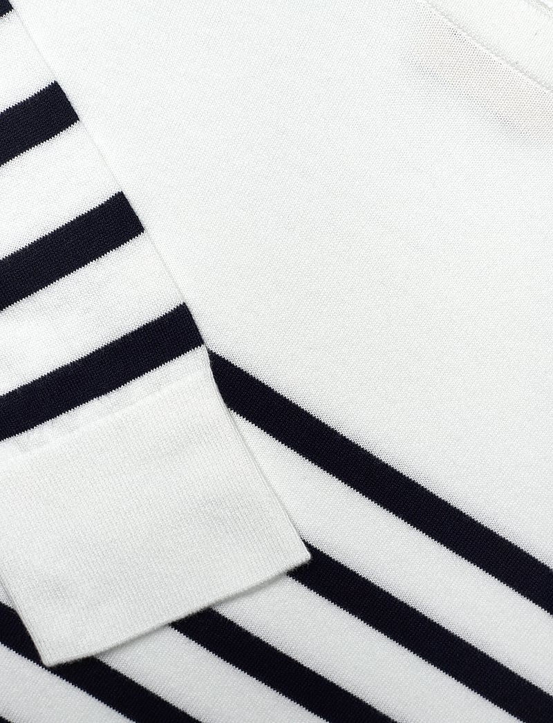 GANT - FINE KNIT STRIPED BOAT NECK - stickade tröjor - cream - 2