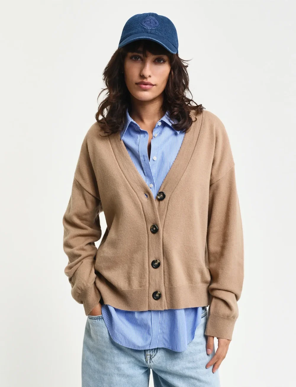 GANT - SUPERFINE LAMBSWOOL CARDIGAN - cardigans - caramel beige - 0