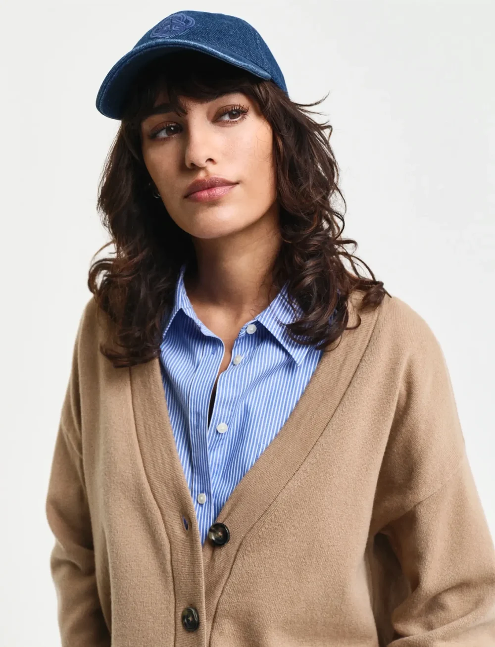 GANT - SUPERFINE LAMBSWOOL CARDIGAN - cardigans - caramel beige - 4