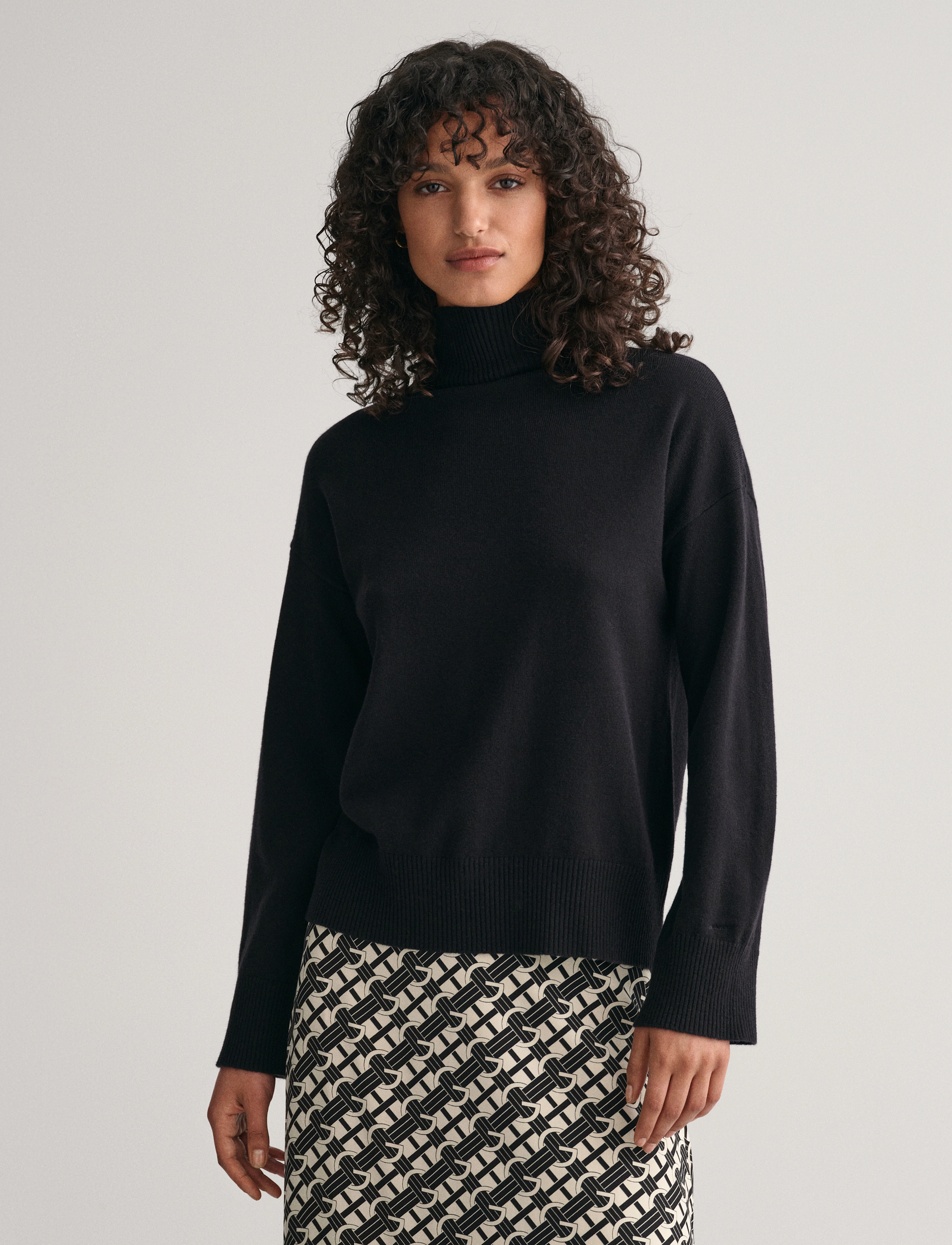 Gant Superfine Lambswool Stand Collar, S, Black, Strik > Trøjer, Dame