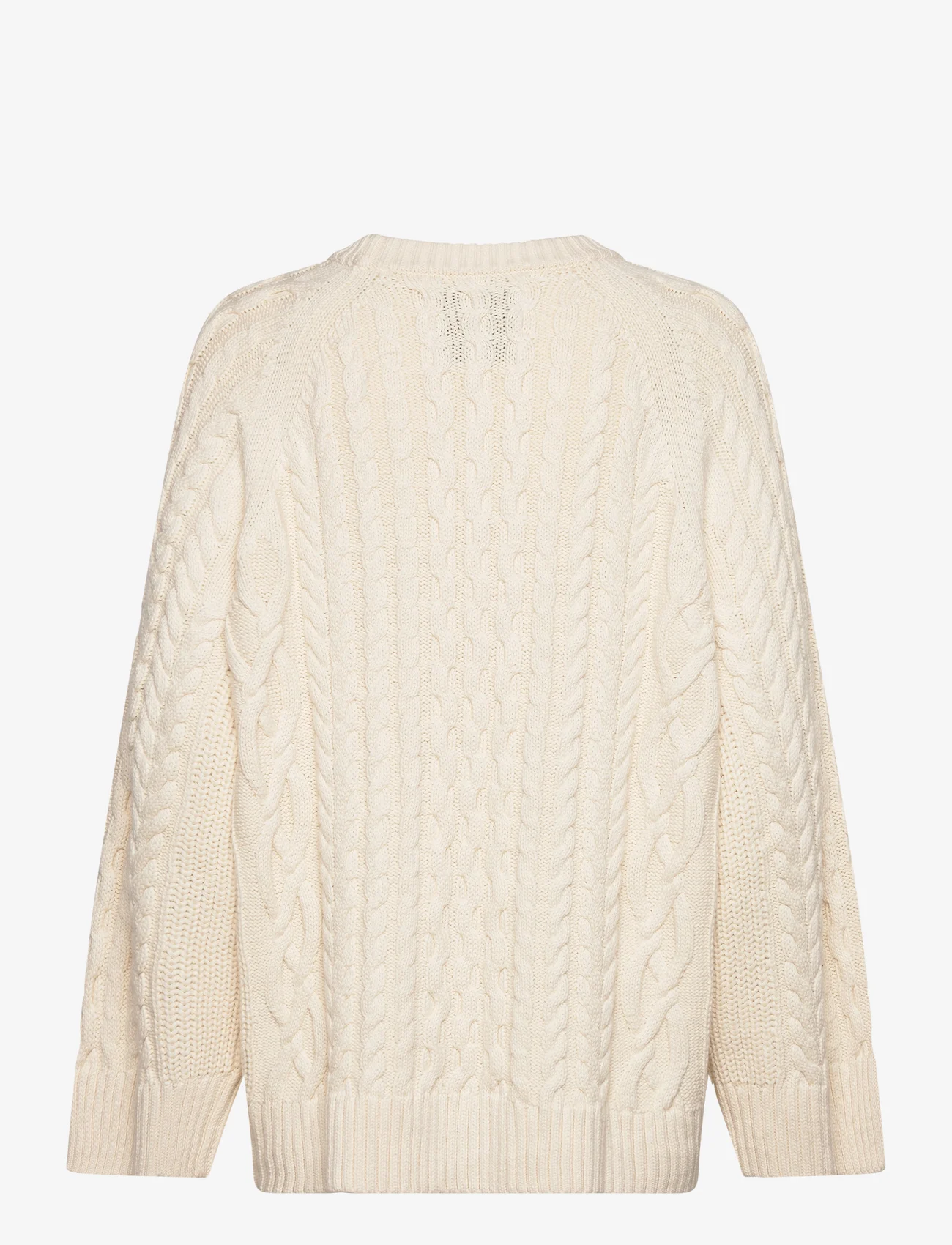 GANT - OVERSIZED CABLE KNIT C-NECK - jumpers - cream - 1