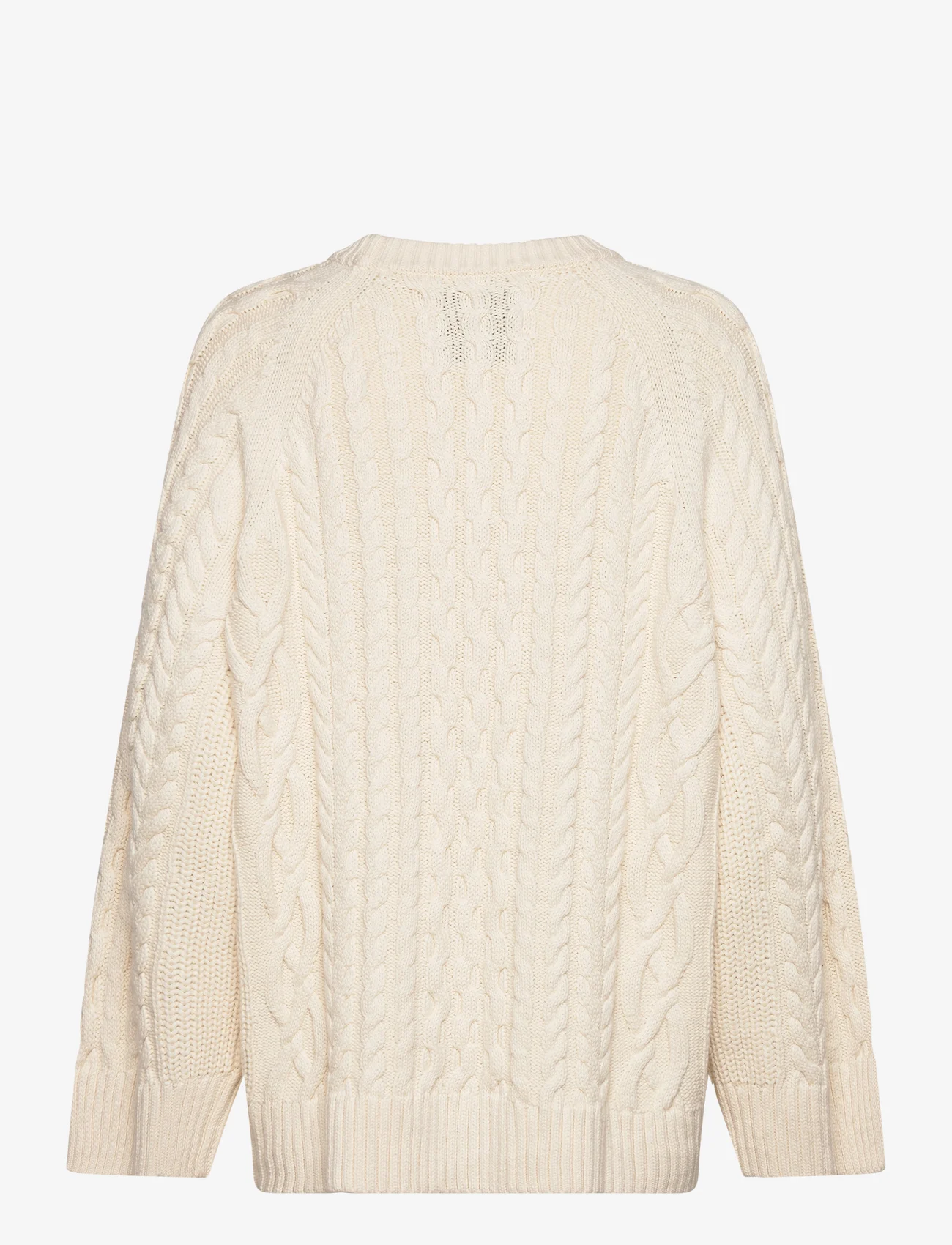 GANT - OVERSIZED CABLE KNIT C-NECK - neulepuserot - cream - 1