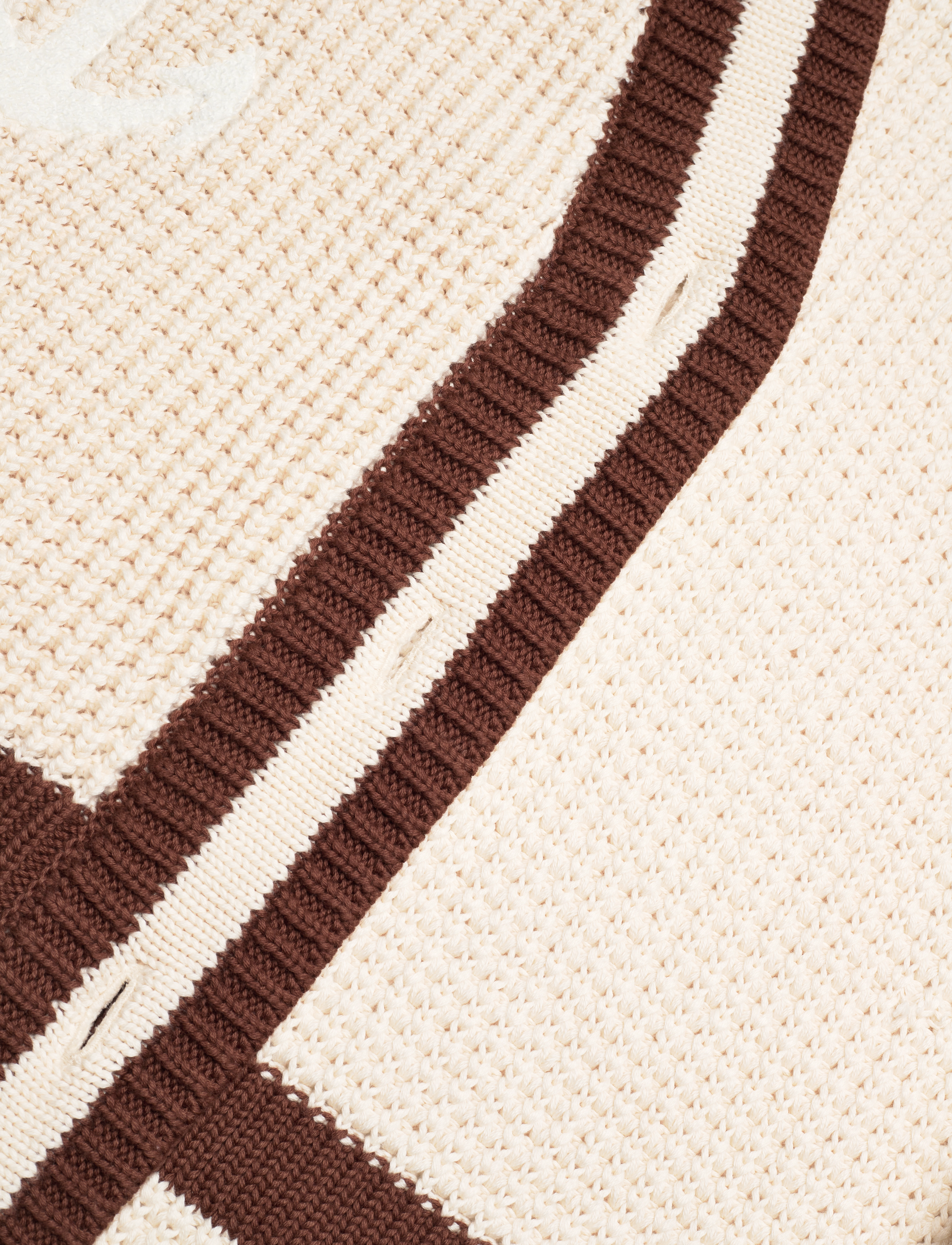 GANT - OVERSIZED GANT VARSITY CARDIGAN - cream - 3