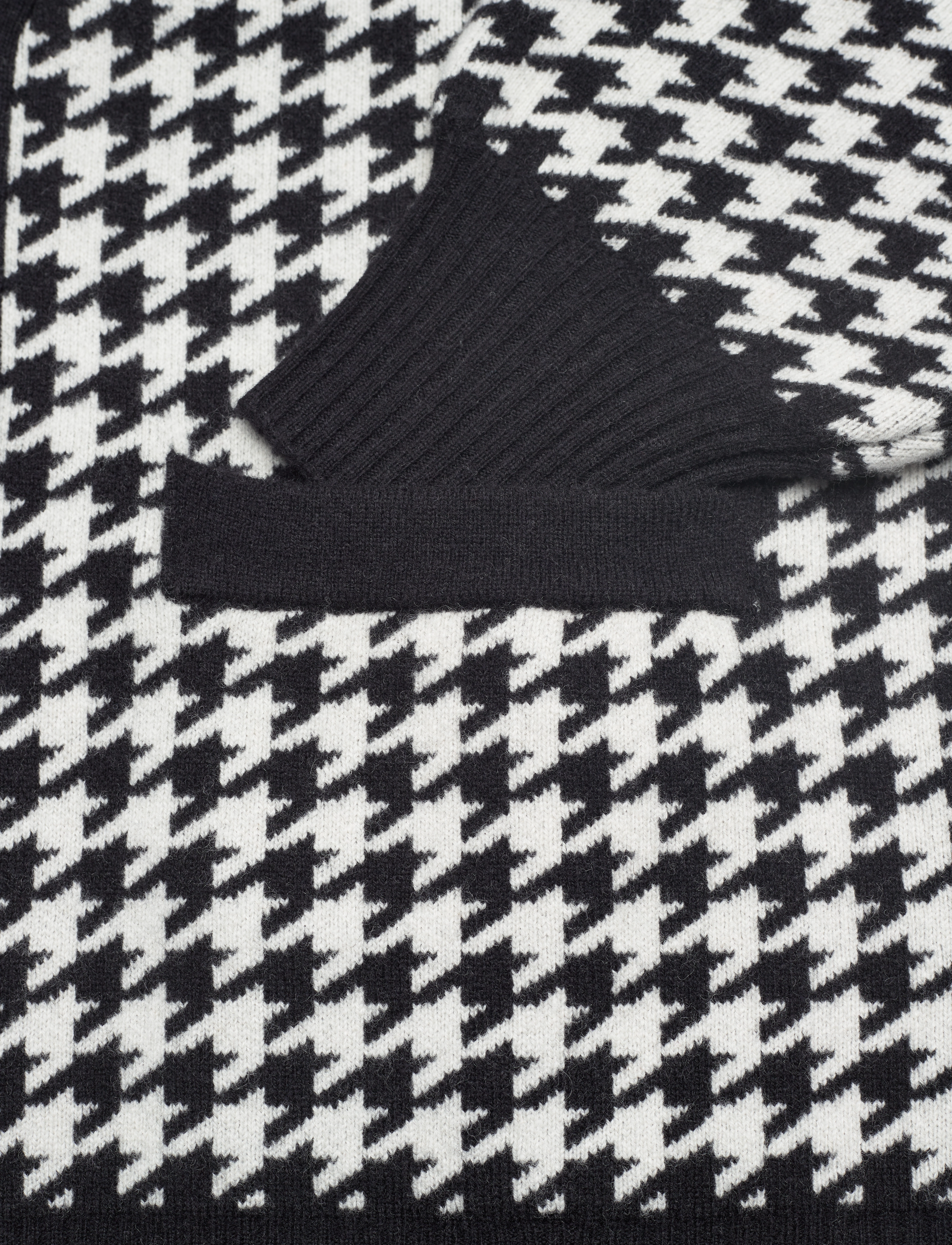GANT - D1. HOUNDSTOOTH OVERSIZED CARDIGAN - ebony black - 3