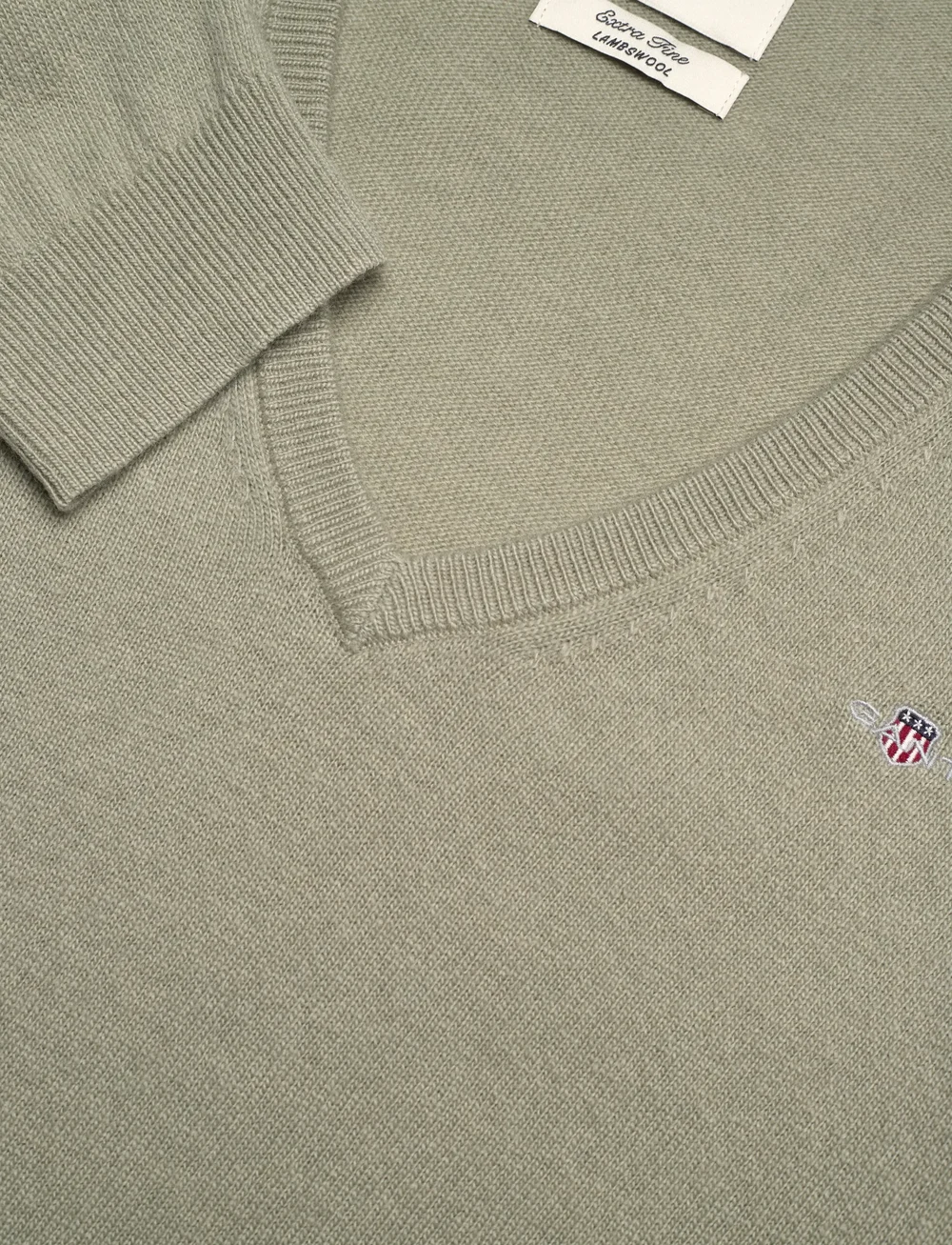 GANT - EXTRAFINE LAMBSWOOL BLEND V-NECK - strikkegensere - faded sage - 2