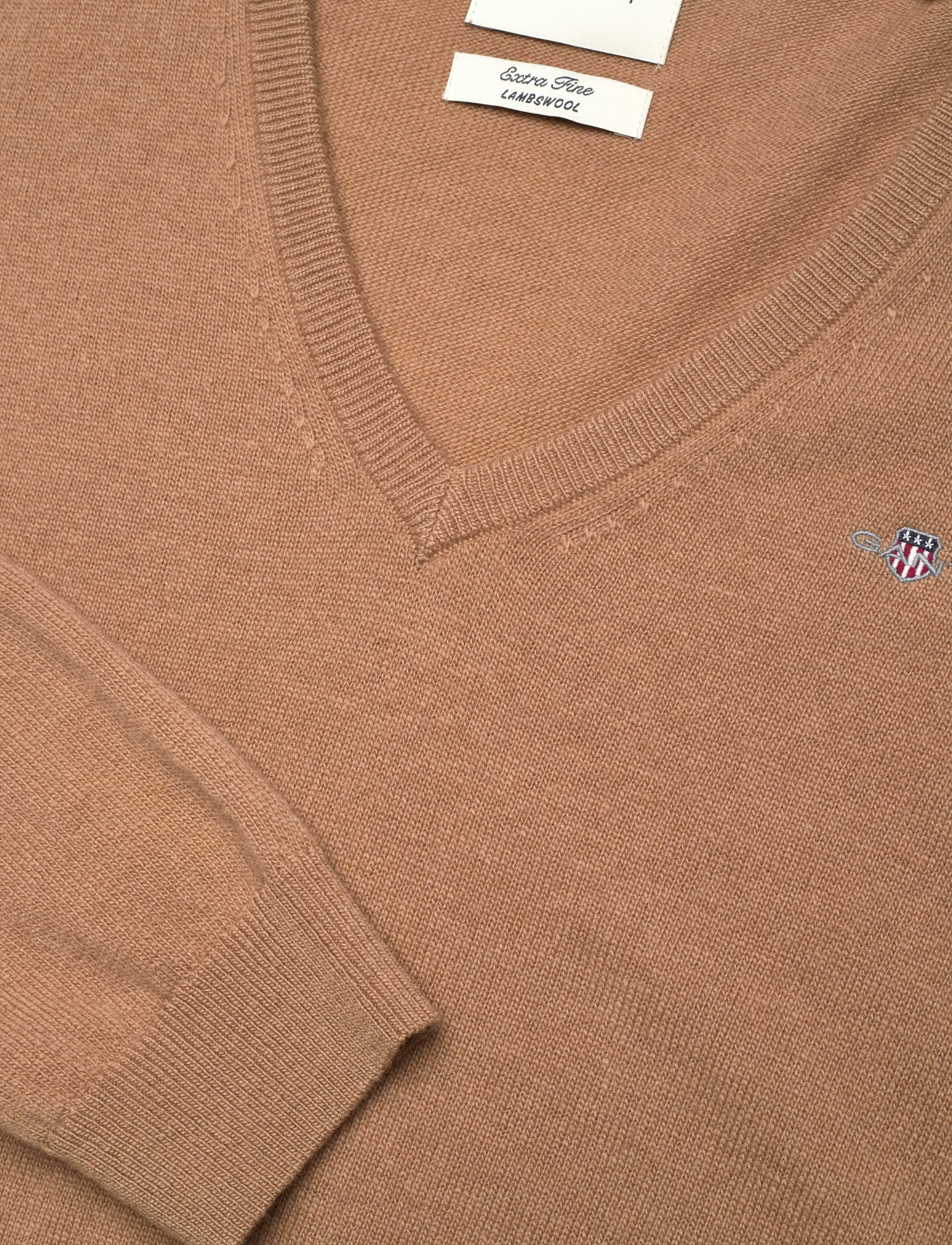 Gant - EXTRAFINE LAMBSWOOL BLEND V-NECK - pulls - warm khaki - 2