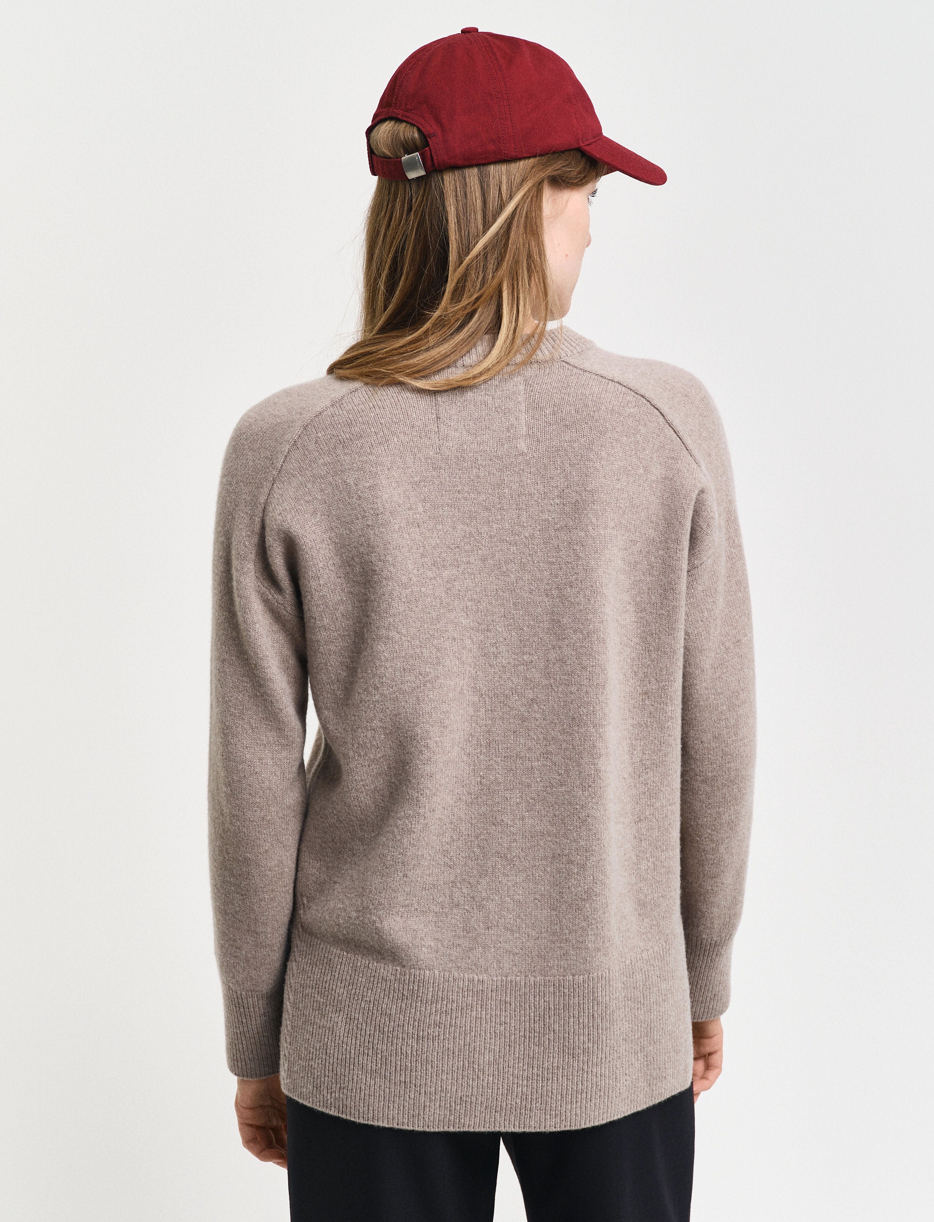 GANT - HERRINGBONE DETAIL C-NECK - warm grey - 4