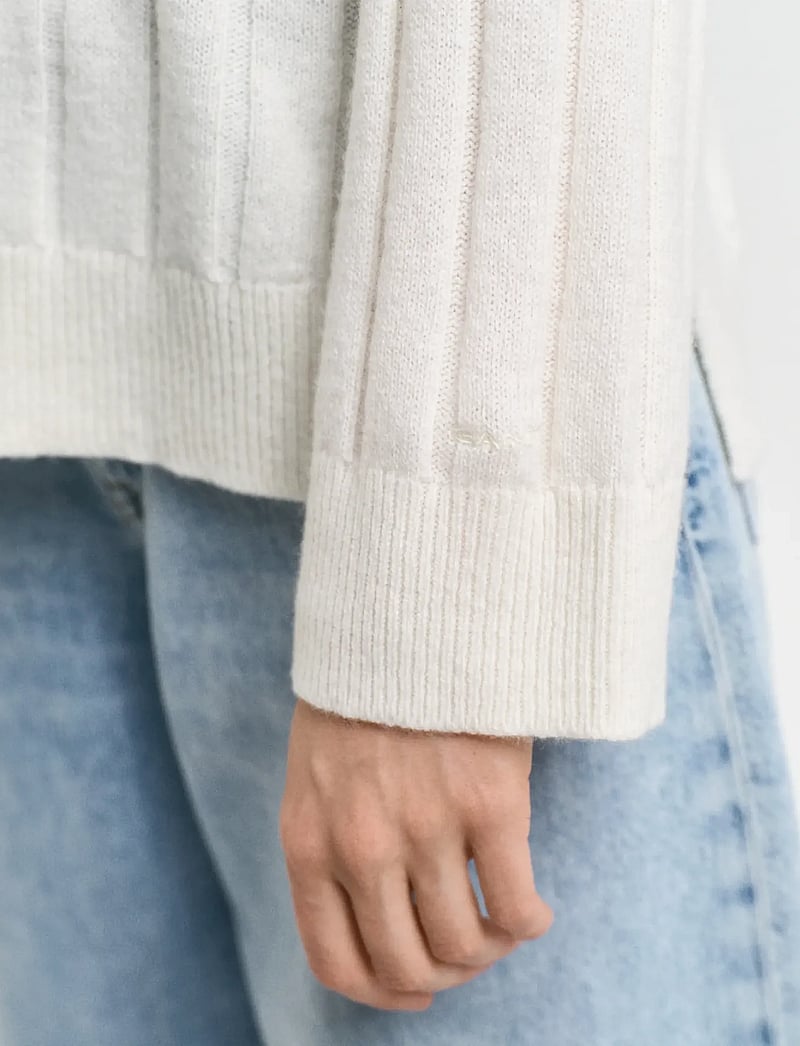 GANT - WIDE RIBBED WOOL STAND COLLAR - striktrøjer - cream - 3