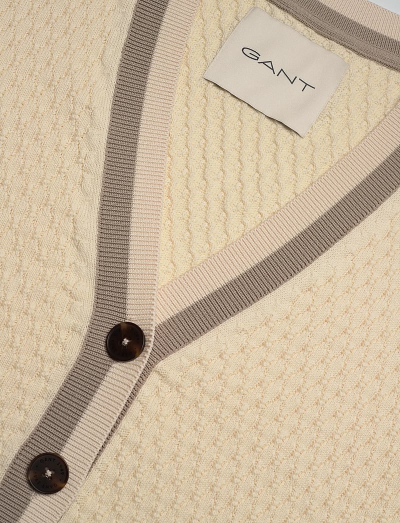 GANT - COTTON CONTRAST TEXTURED CARDIGAN - koftor - cream - 2