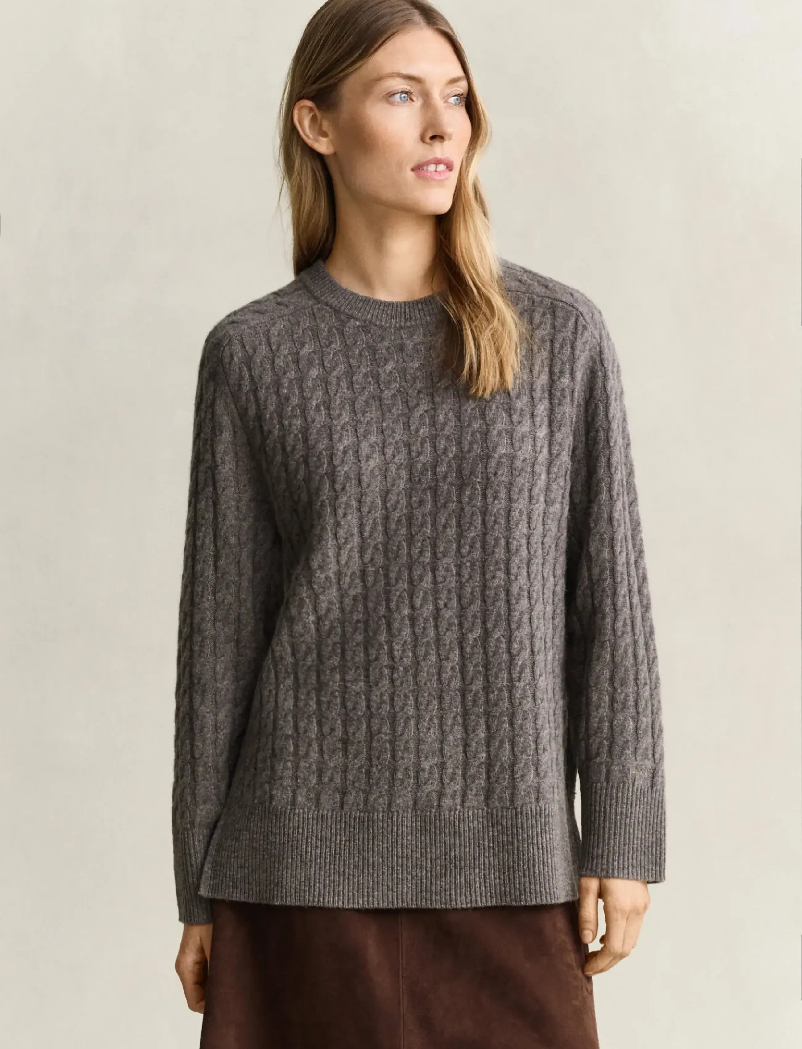 Wool Cable Knit C-Neck